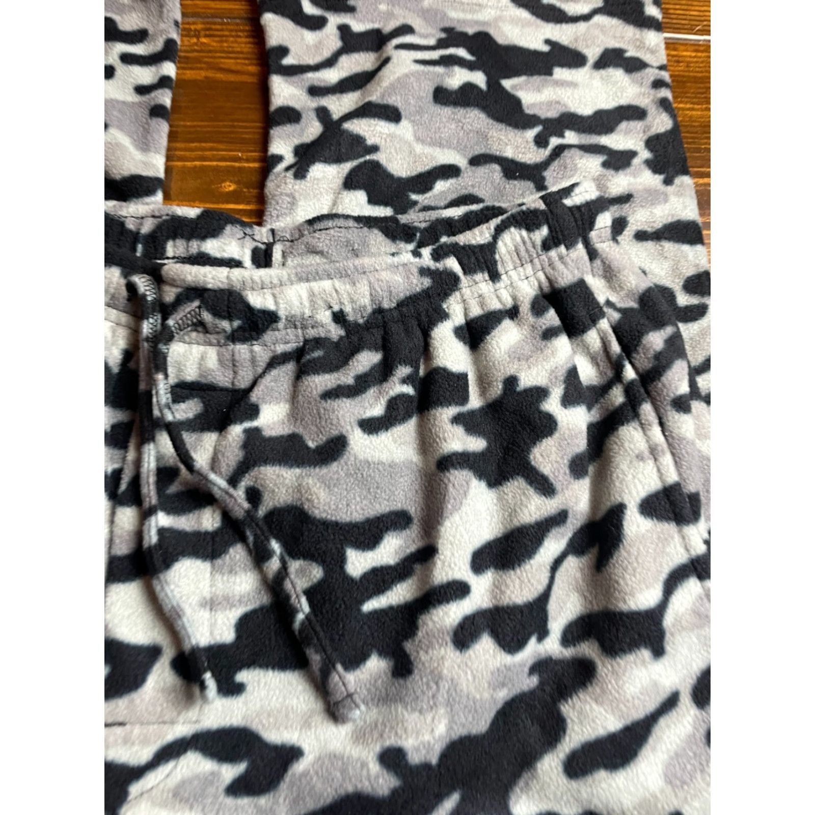 Vintage Northcrest Pants Mens Size M 38-40 Black Gray Camo Fleece Pajama Sweatpants Casual Reg Size US 31 - 3 Thumbnail