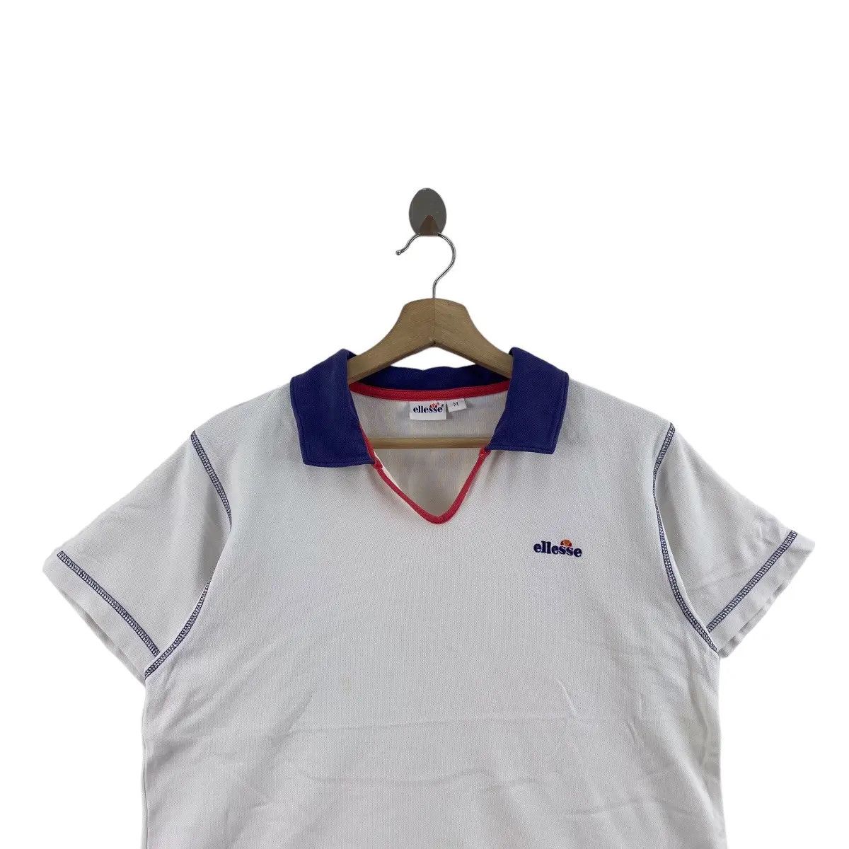Ellesse Vintage ELLESSE PERUGIA ITALIA V Neck Polo Tee Shirt Top Size M / US 6-8 / IT 42-44 - 2 Thumbnail