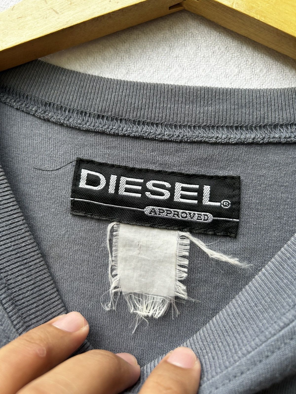 Diesel × Japanese Brand × Vintage Diesel Aproved Denim Division Tee Size US L / EU 52-54 / 3 - 6 Thumbnail