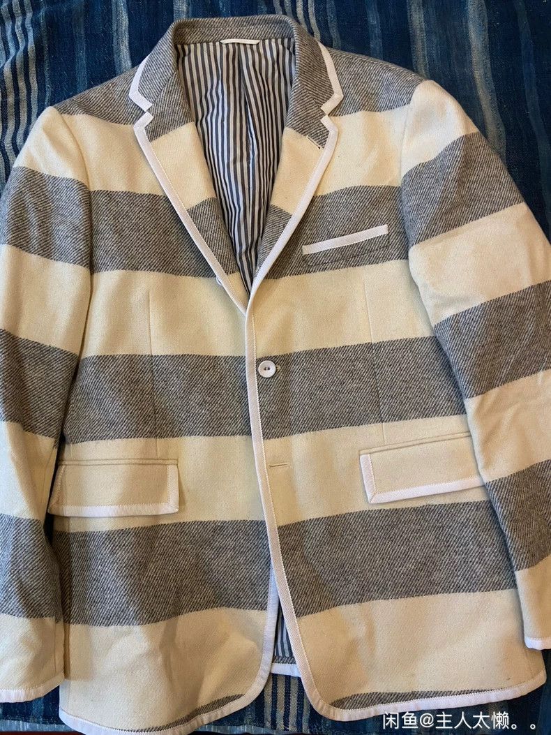 Thom Browne Thom Browne size3 Wool suits Size 38R - 1 Thumbnail