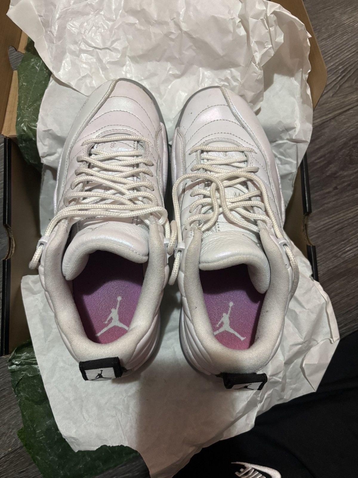 Jordan Brand Jordan 12 low Easter Size 7.5 Mens Size US 7.5 / EU 40-41 - 3 Thumbnail