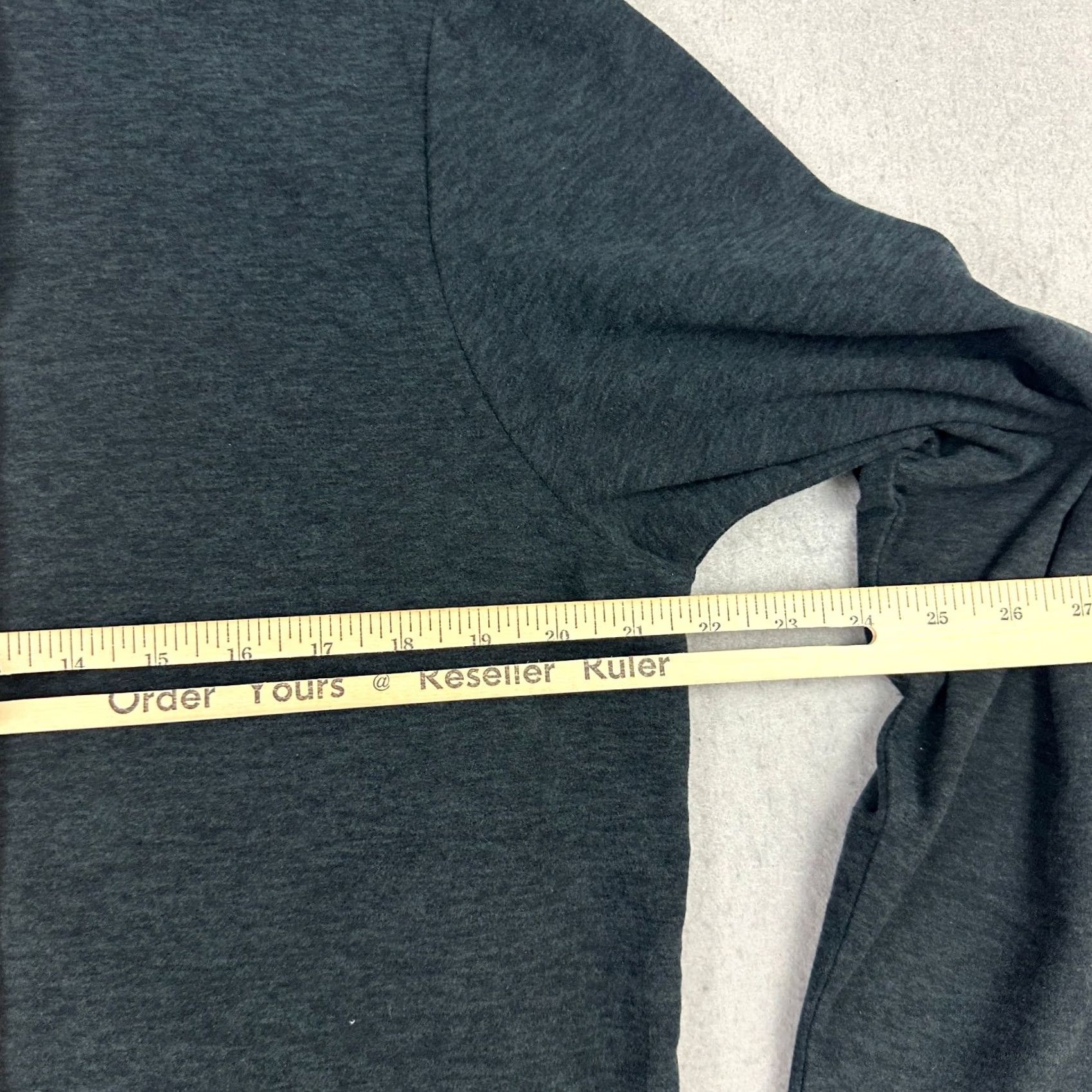 Vintage Huk Sweater Men Medium Grey Charcoal 1/4 Zip Leeward Fleece Pullover Performance Size US M / EU 48-50 / 2 - 7 Thumbnail