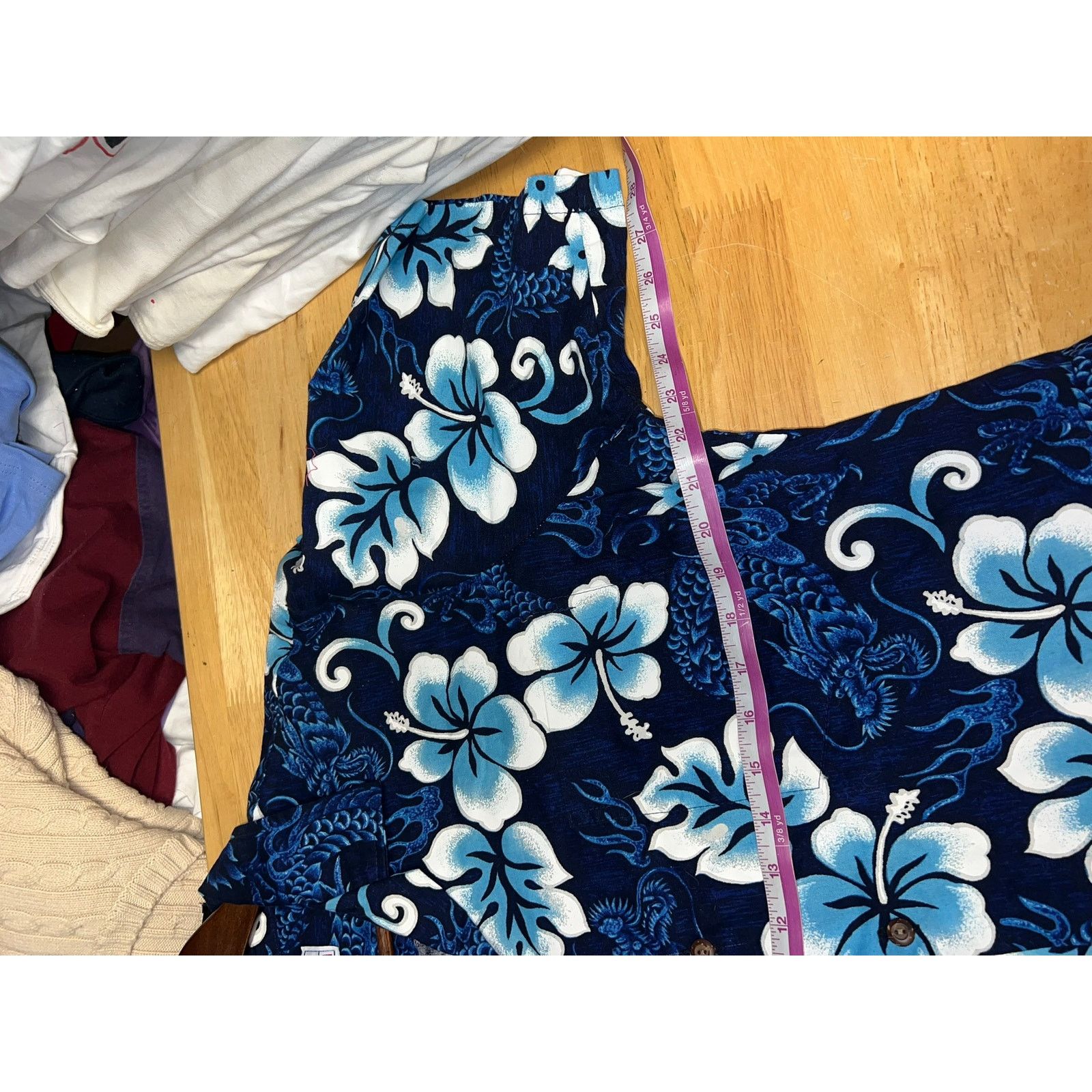Other Vintage Hawaii Dragon Button Up Shirt Floral Blue EUC XL Size US XL / EU 56 / 4 - 8 Thumbnail