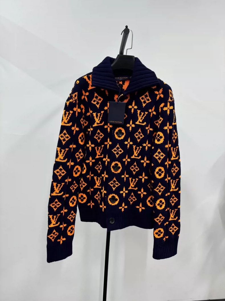 Louis Vuitton Louis Vuitton SS23 Full Width Logo Jacquard Sweater Size US M / EU 48-50 / 2 - 1 Thumbnail