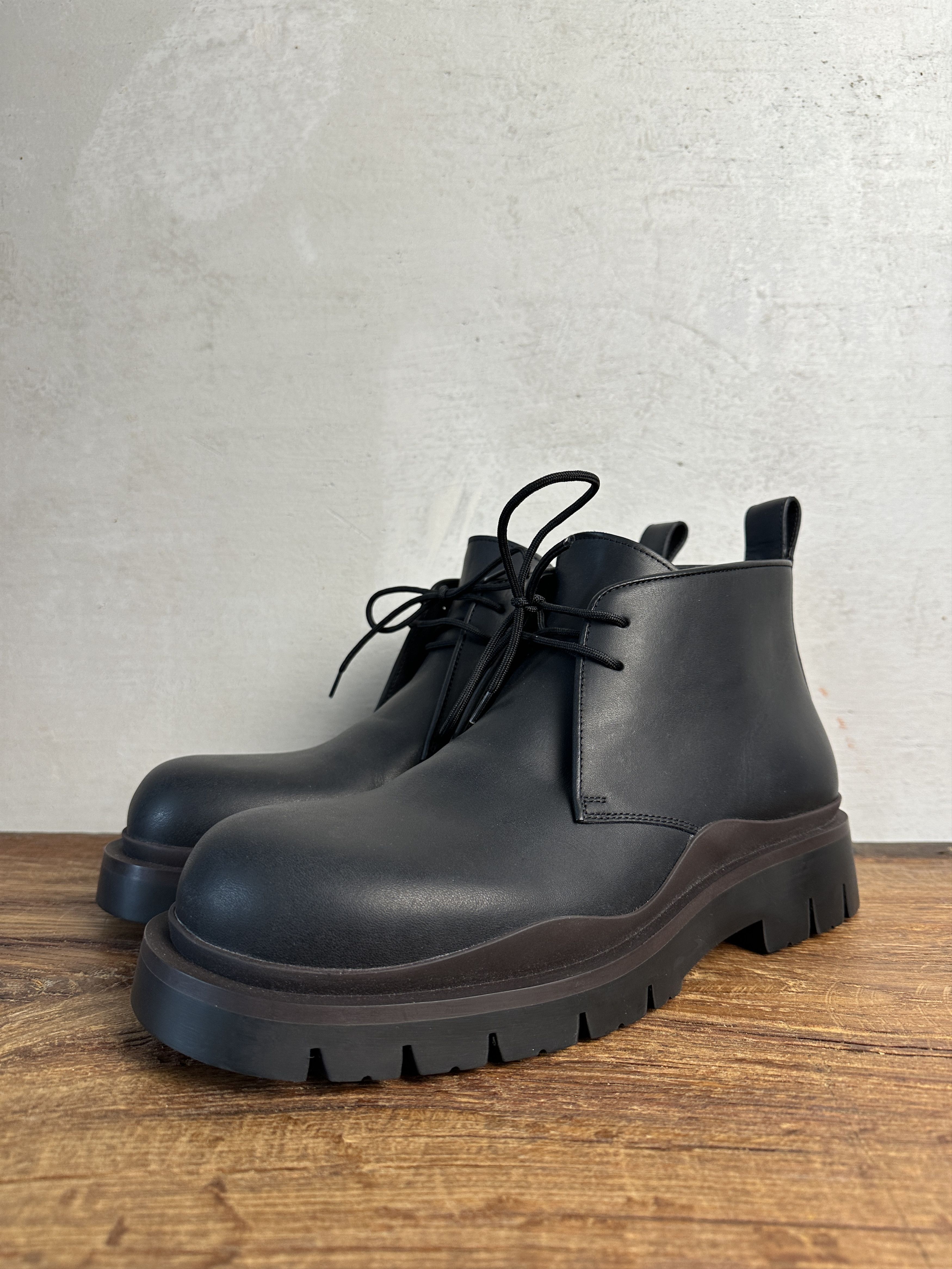 Bottega Veneta Bottega Veneta Tire Leather Laced Ankle Boots Size US 8.5 / EU 41-42 - 7 Thumbnail
