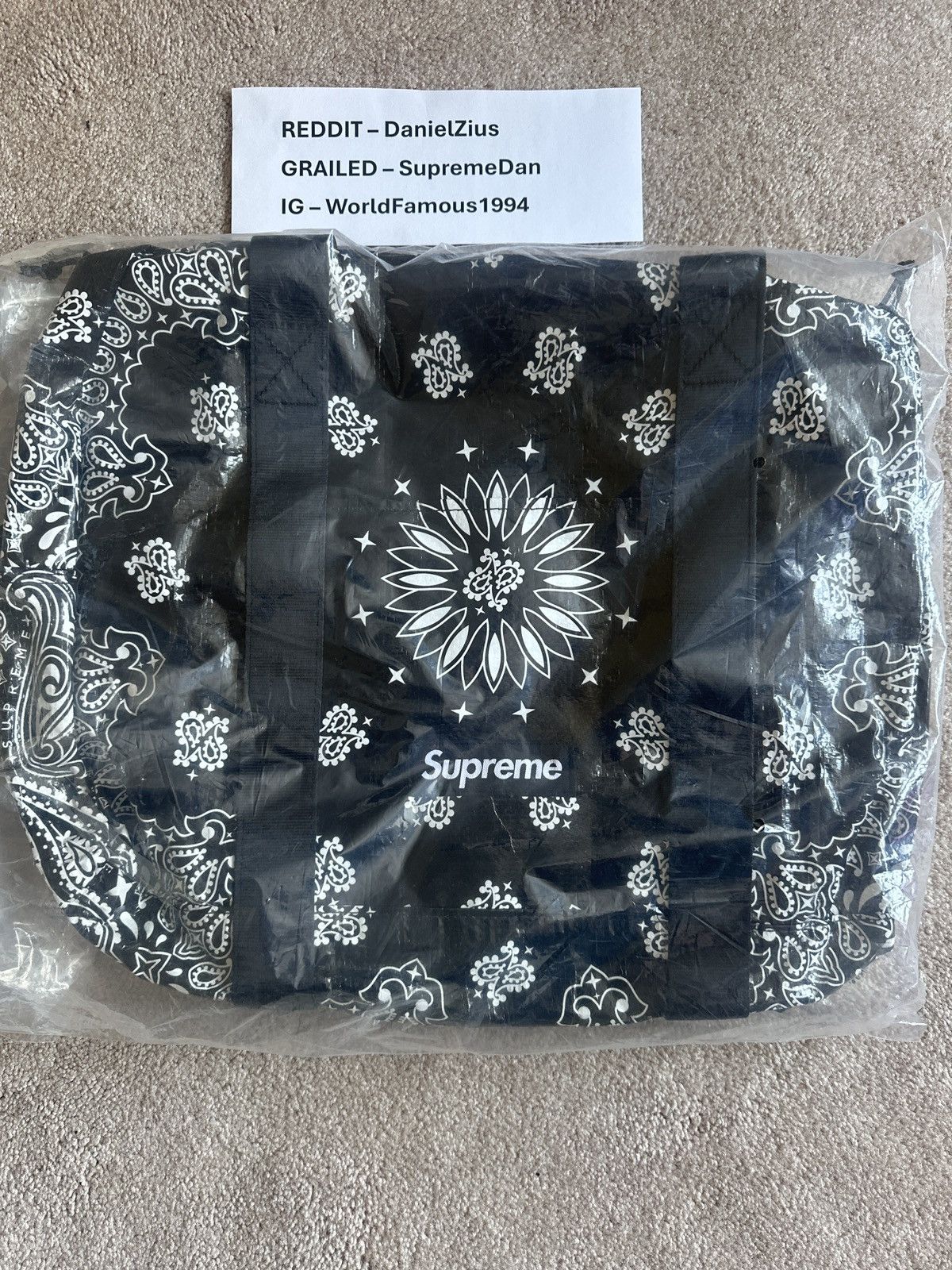 Supreme Supreme Bandana Tarp Small Duffle Bag 'Black' Size ONE SIZE - 4 Thumbnail