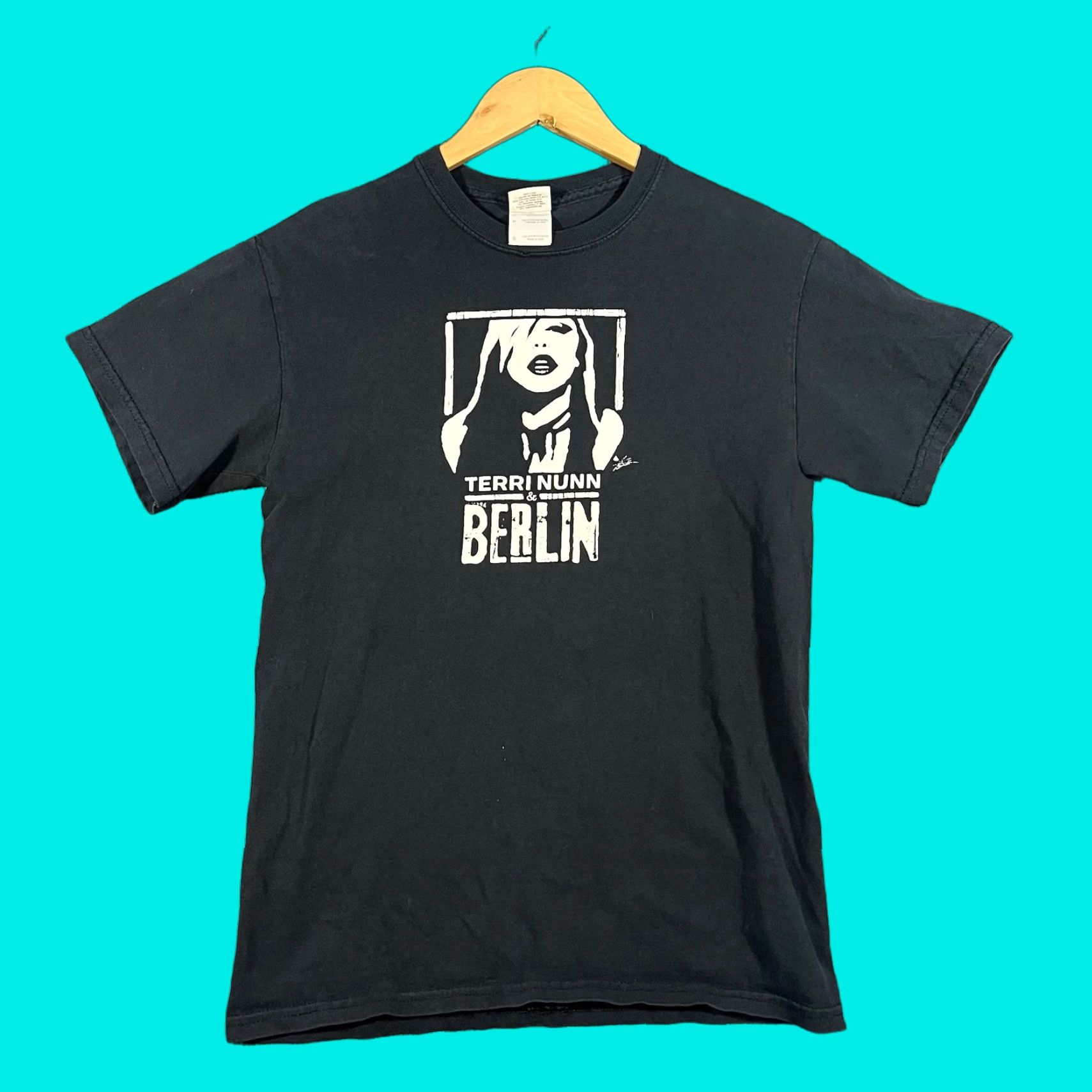 Anvil VINTAGE Berlin Terri Nunn Band T-Shirt Black Adult Small New Wave 80s Synth Pop Mens Short Sleeve Crew Neck Cotton Anvil Regular Size US S / EU 44-46 / 1 - 1 Thumbnail