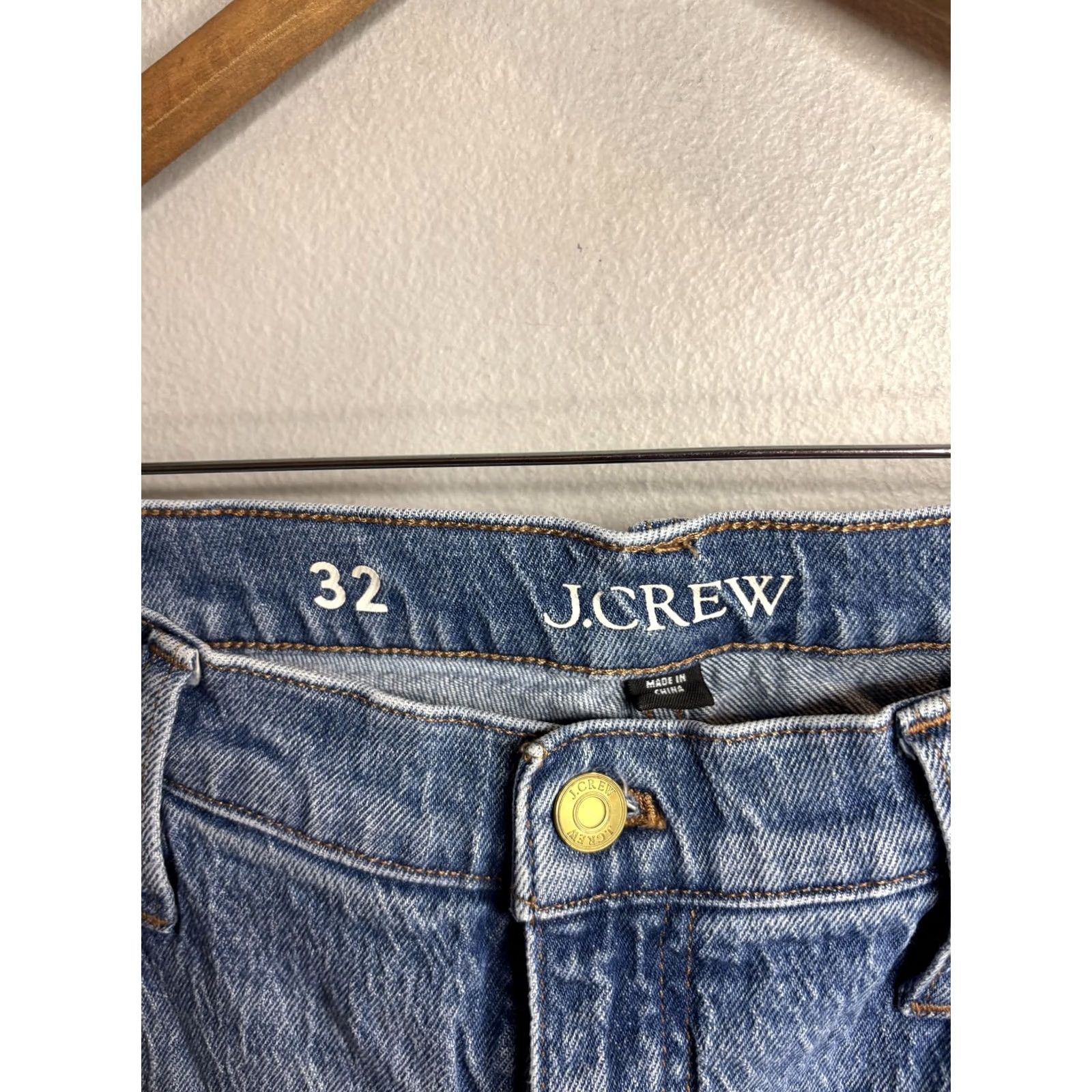 J.Crew J.Crew Jeans Womens 32 Blue 9" Demi Boot Crop Raw Hem Medium Wash Denim Shirt/Belt Loops Pockets Zip Fly Jeans Womens Size 24" / US 00 / IT 34 - 3 Thumbnail