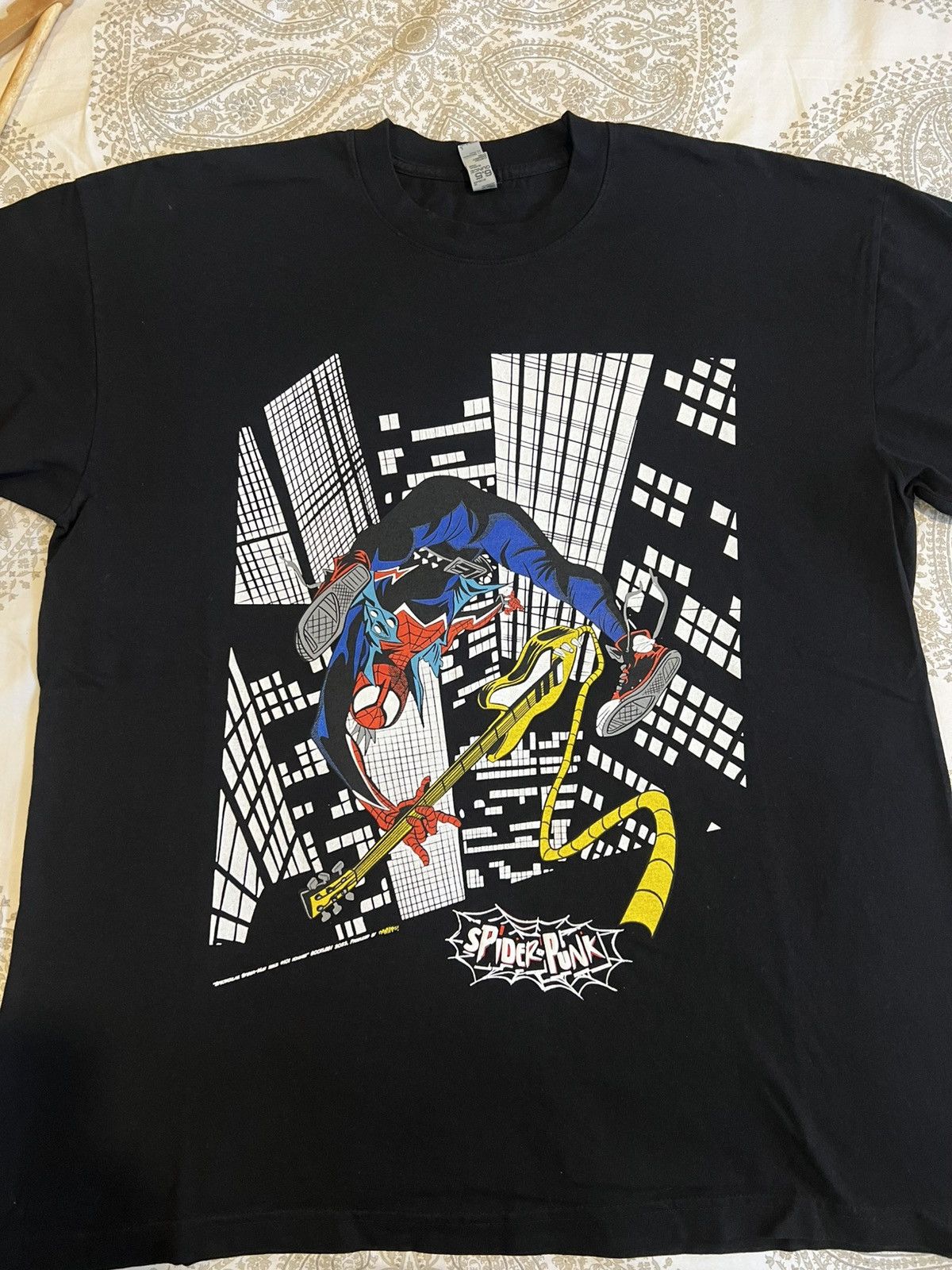 Marvel Comics Spiderpunk T-Shirt Size US L / EU 52-54 / 3 - 5 Thumbnail