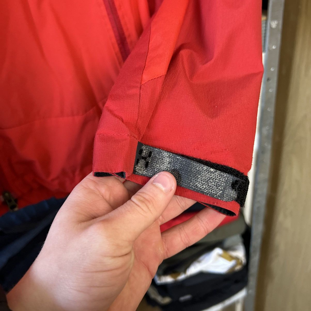 Haglofs Womens Haglofs Small Logo Gorpcore outdoor jacket size S Size S / US 4 / IT 40 - 9 Thumbnail