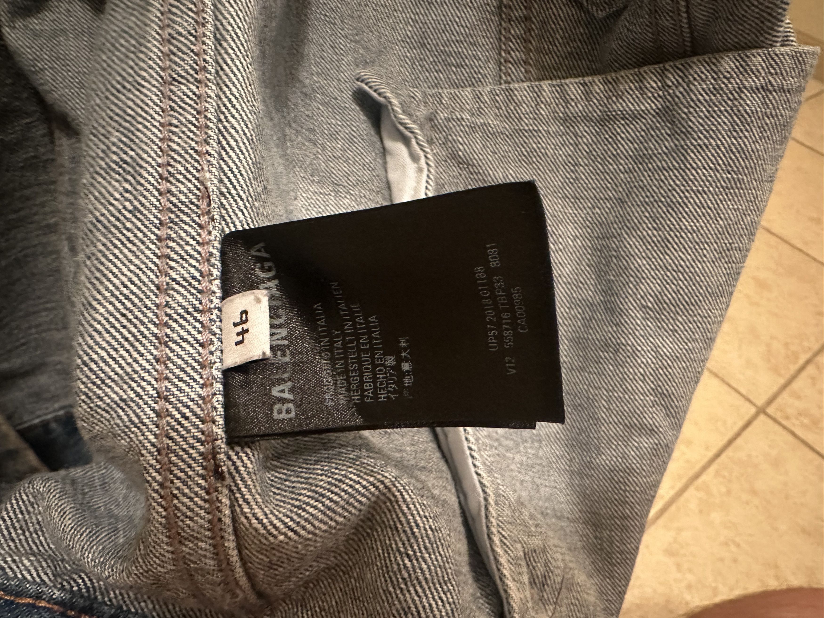 Balenciaga Balenciaga Denim Graffiti Paint Jacket Size US L / EU 52-54 / 3 - 5 Thumbnail