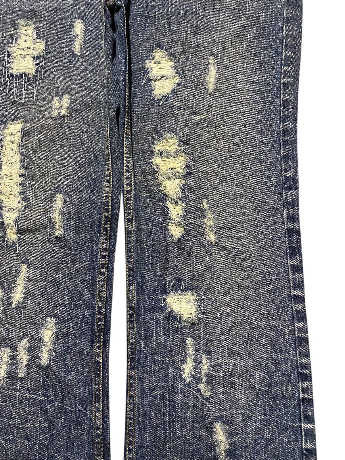 Le Grande Bleu (L.G.B.) Vintage Japanese Brand Thunder Distressed Little Bootcut Size US 35 - 8 Thumbnail