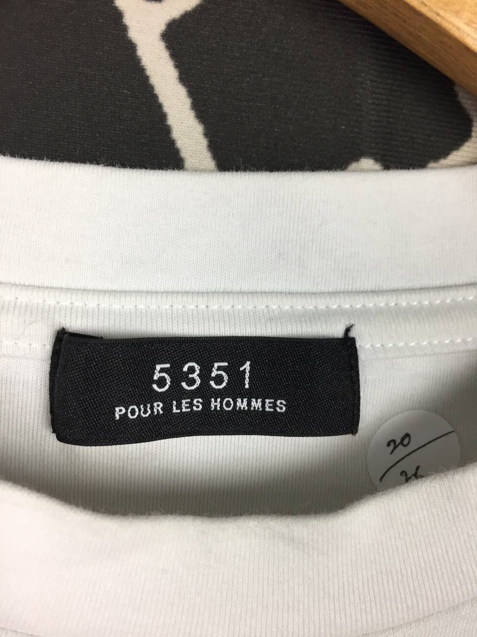 5351 POUR LES HOMMES 5351 Pour Les Hommes White Minimalist Designer Tee Size US M / EU 48-50 / 2 - 11 Thumbnail