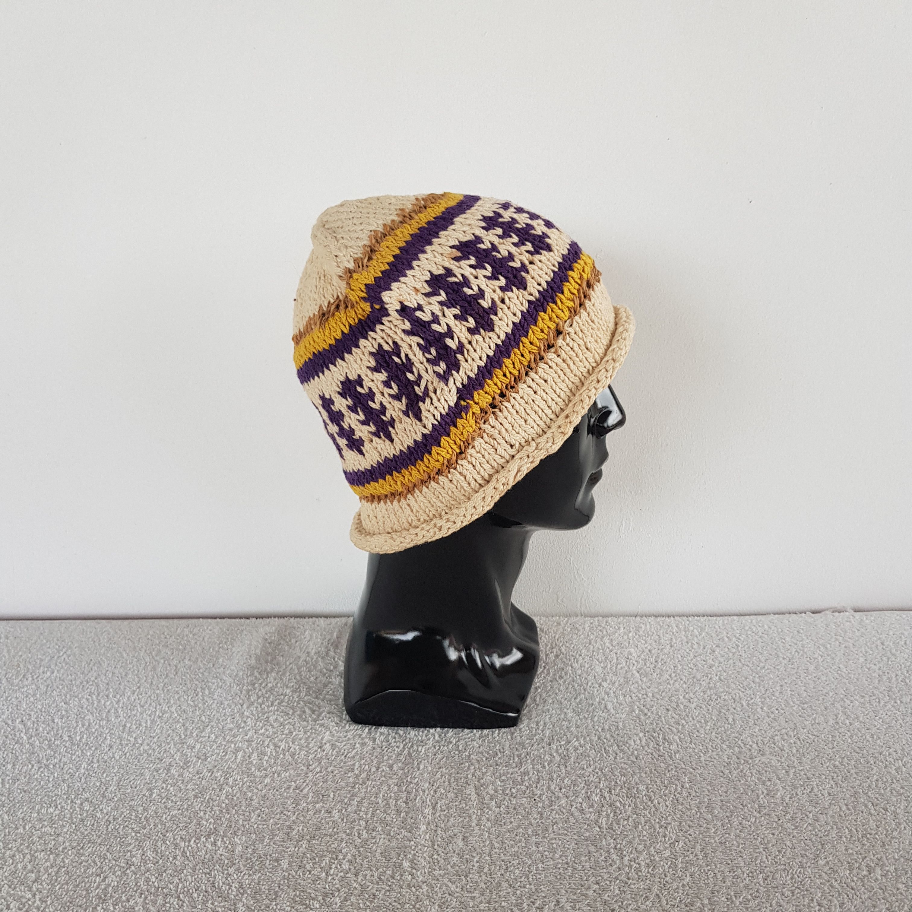 Japanese Brand Vintage Navajo Aztec Beanie Psychedelic Snow Caps Hats Size ONE SIZE - 3 Thumbnail