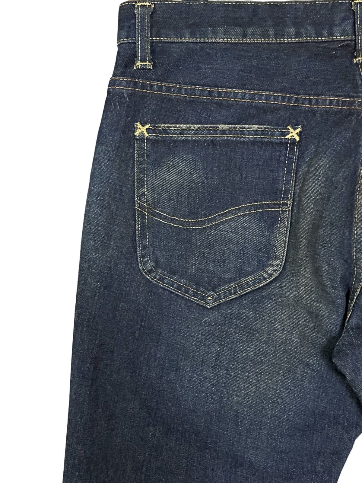 Lee Lee Riders Indigo Washed Leg Distressed Flare Jeans Size US 33 - 7 Thumbnail