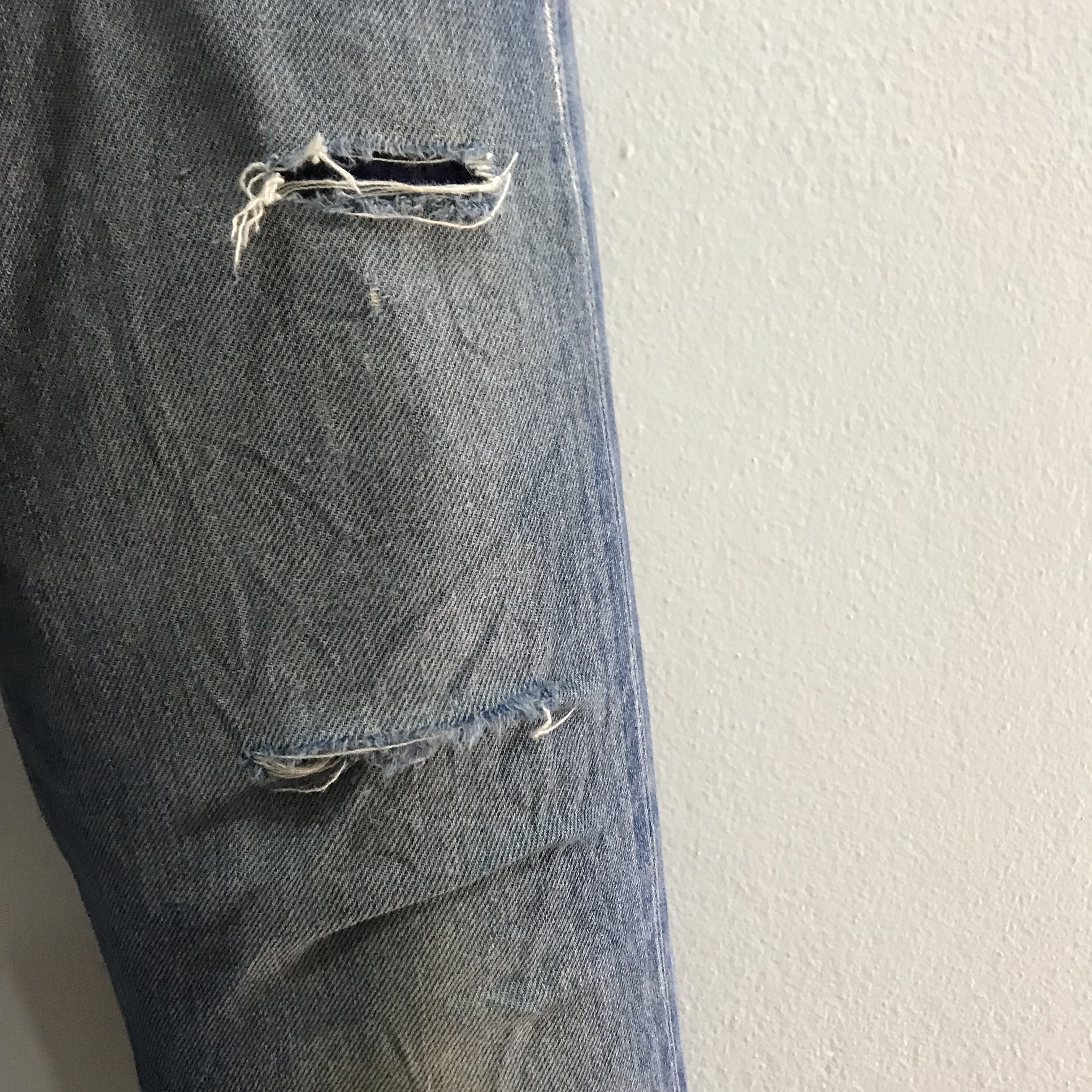 Levi's Vintage Levis 511 Blue Distressed Straight Leg Jeans Size US 30 / EU 46 - 5 Thumbnail