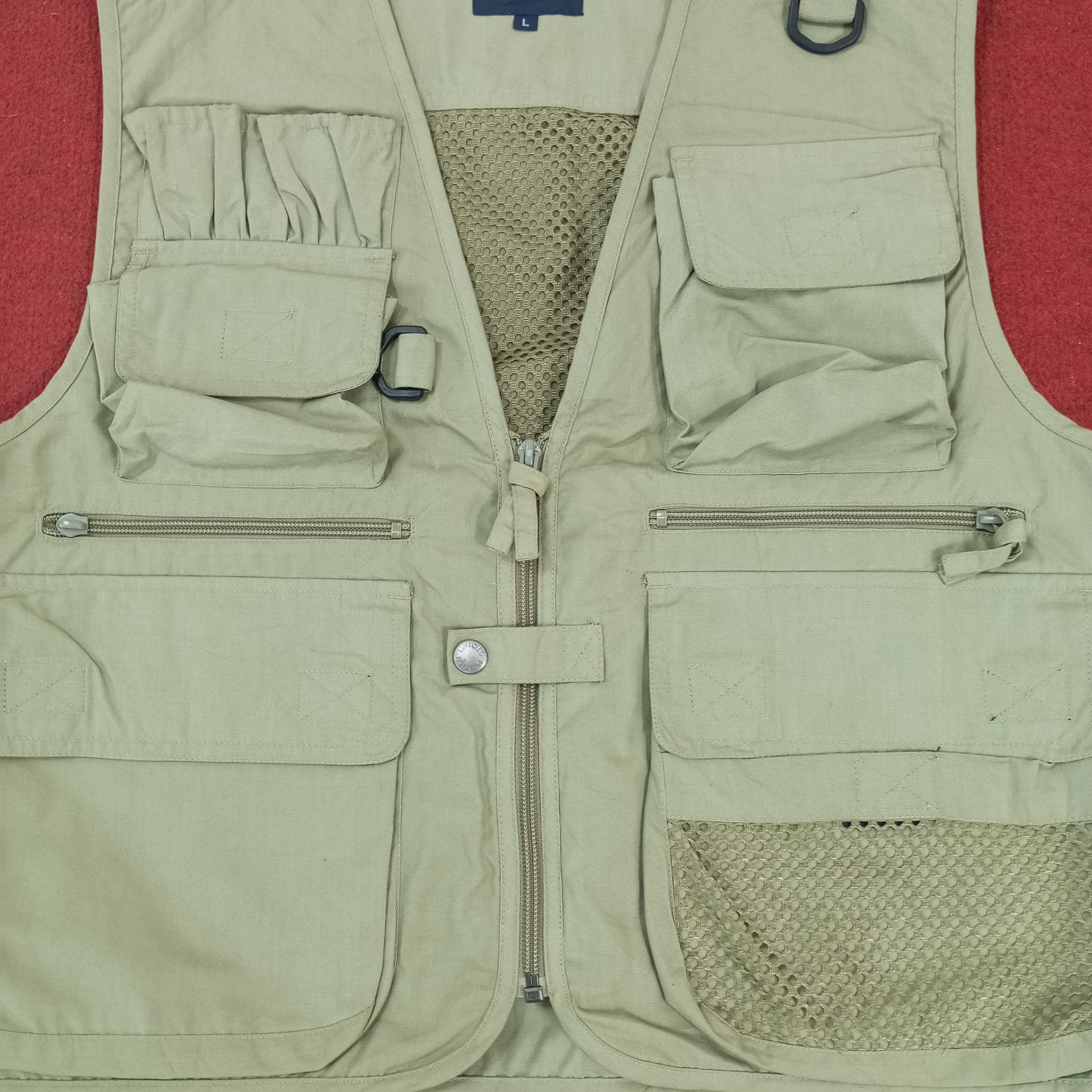 Uniqlo Uniqlo Vest Tactical Pocket Style Custom Skulls Art Size US M / EU 48-50 / 2 - 5 Thumbnail