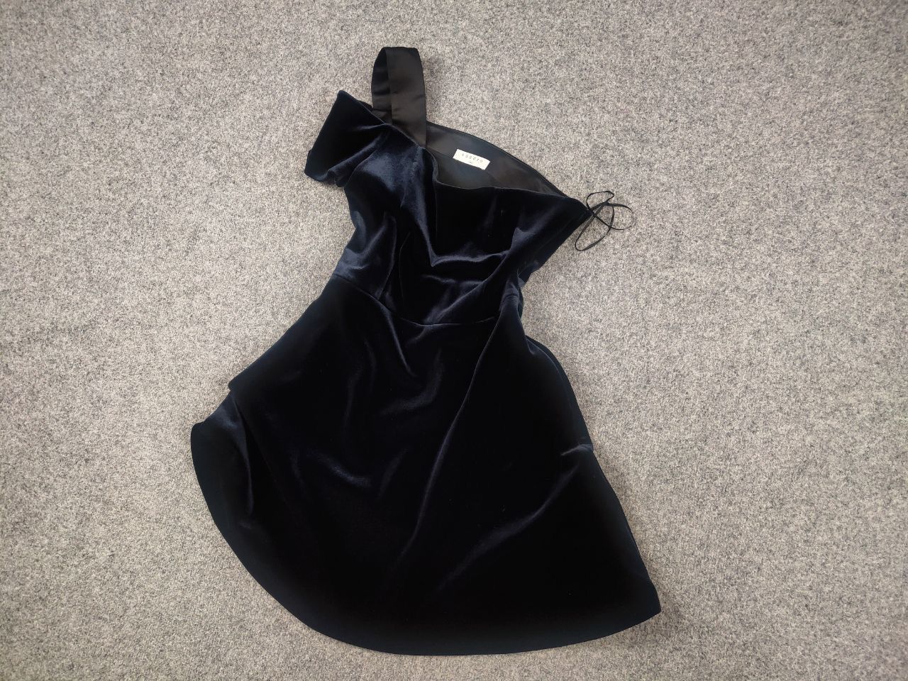 Sandro Sandro Velvet Mini Dress Dark Navy almost black One-Shoulder Size S / US 4 / IT 40 - 5 Thumbnail