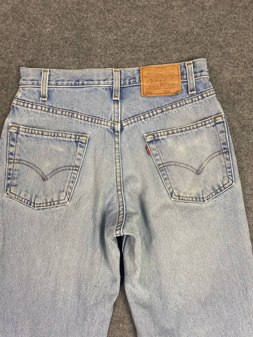 Levi's vintage levis 550 relaxed fit distressed denim Size US 31 - 3 Thumbnail