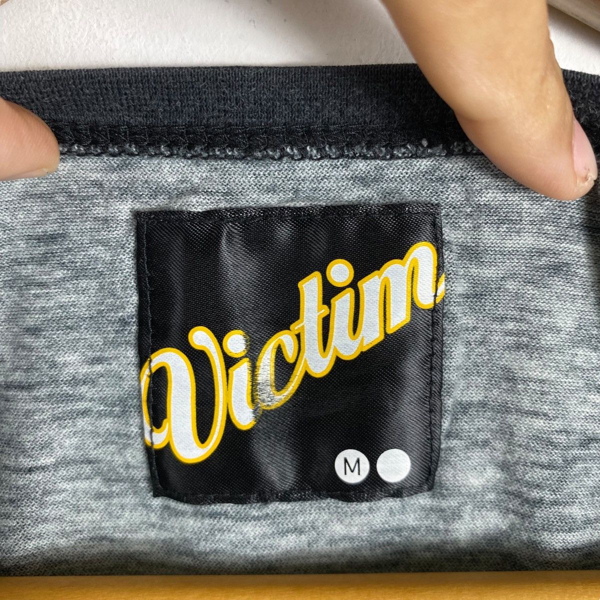 Japanese Brand VICTIM COMPANY Rough Is Beautiful Modelling Graphic Tee Size US M / EU 48-50 / 2 - 6 Thumbnail