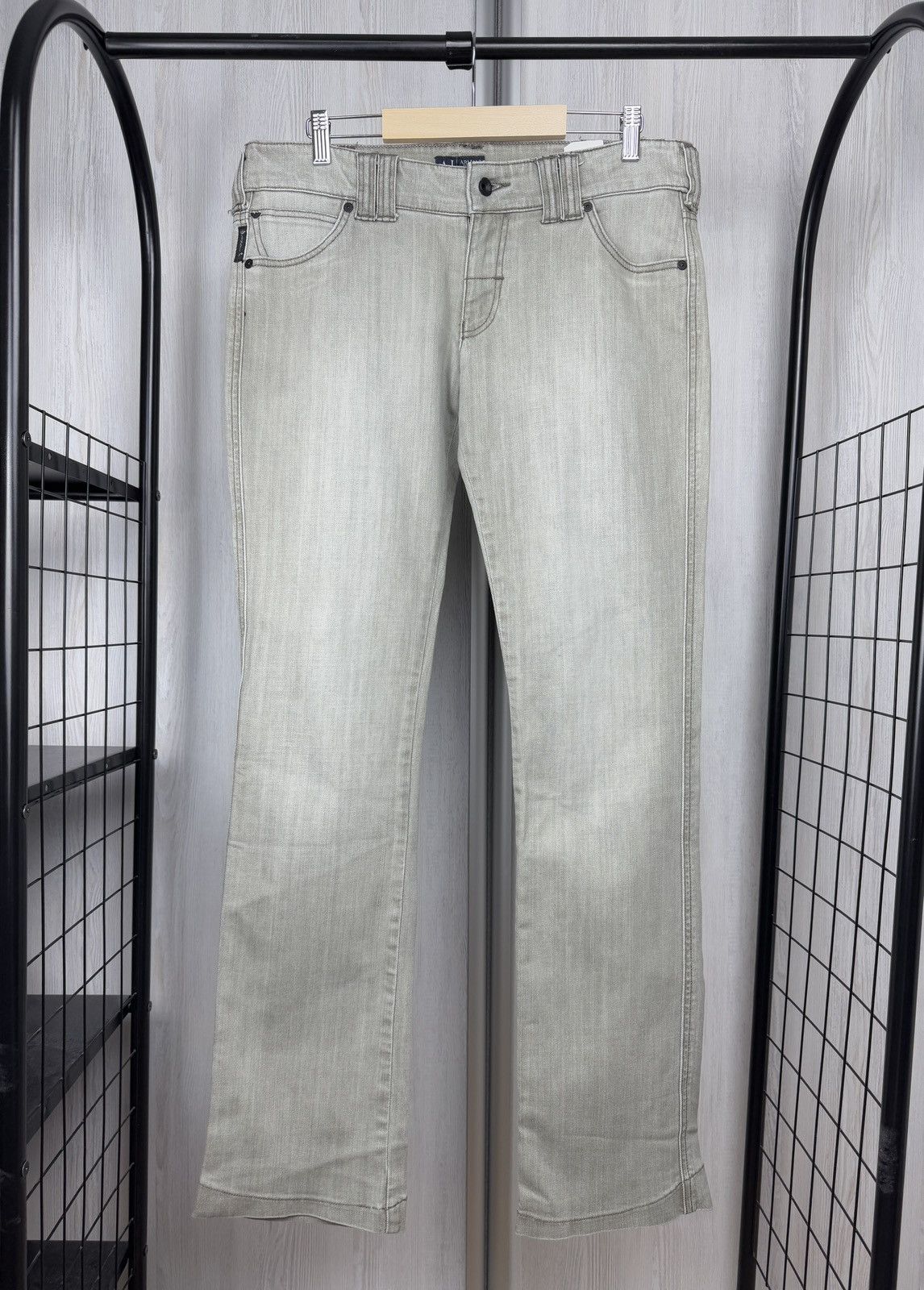 Armani Armani Jeans Vintage Baggy Backprint Flared Grey Denim Pants Size 34" / US 12 / IT 48 - 4 Thumbnail