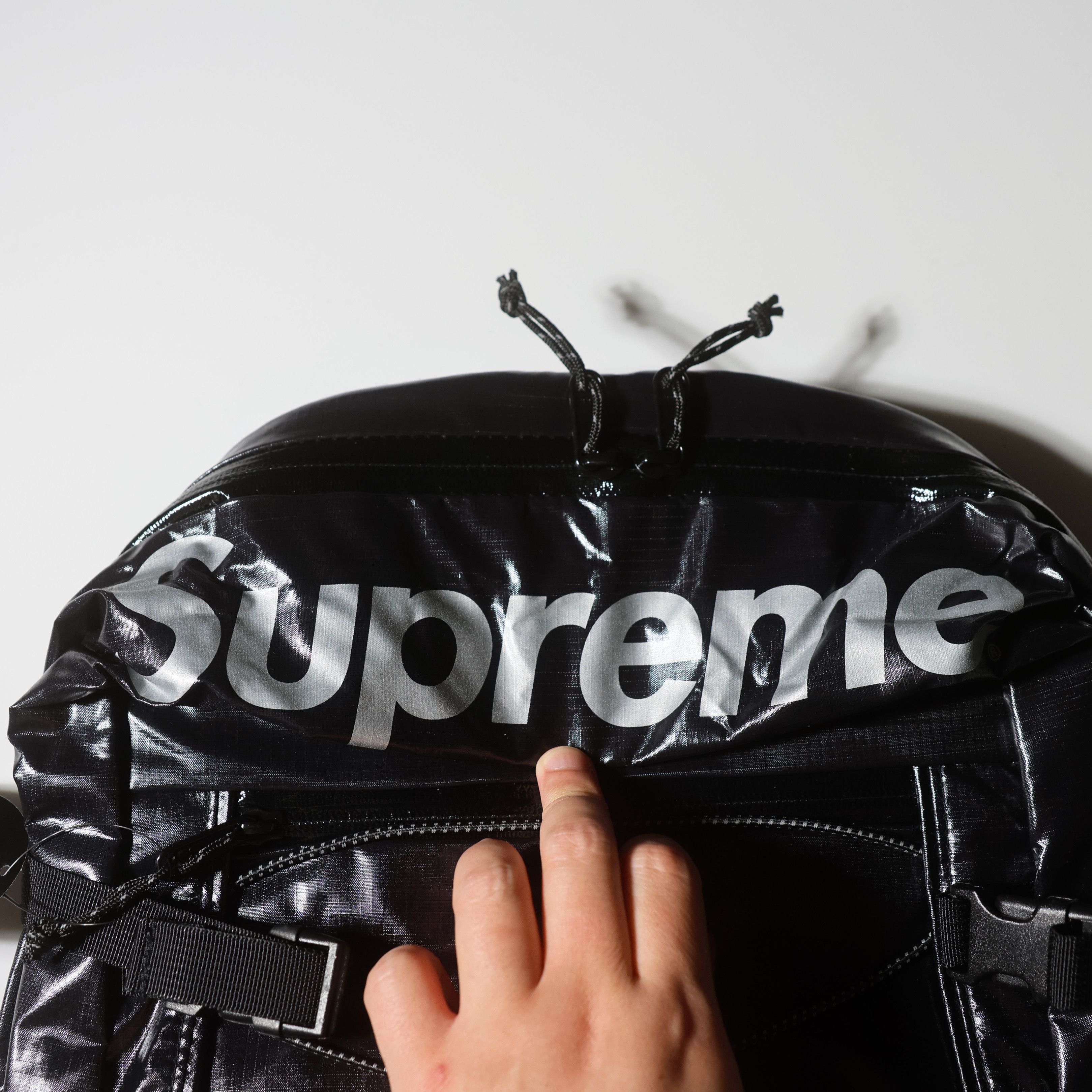 Supreme 17FW SUPREME CODURA BACKPACK Size ONE SIZE - 3 Thumbnail
