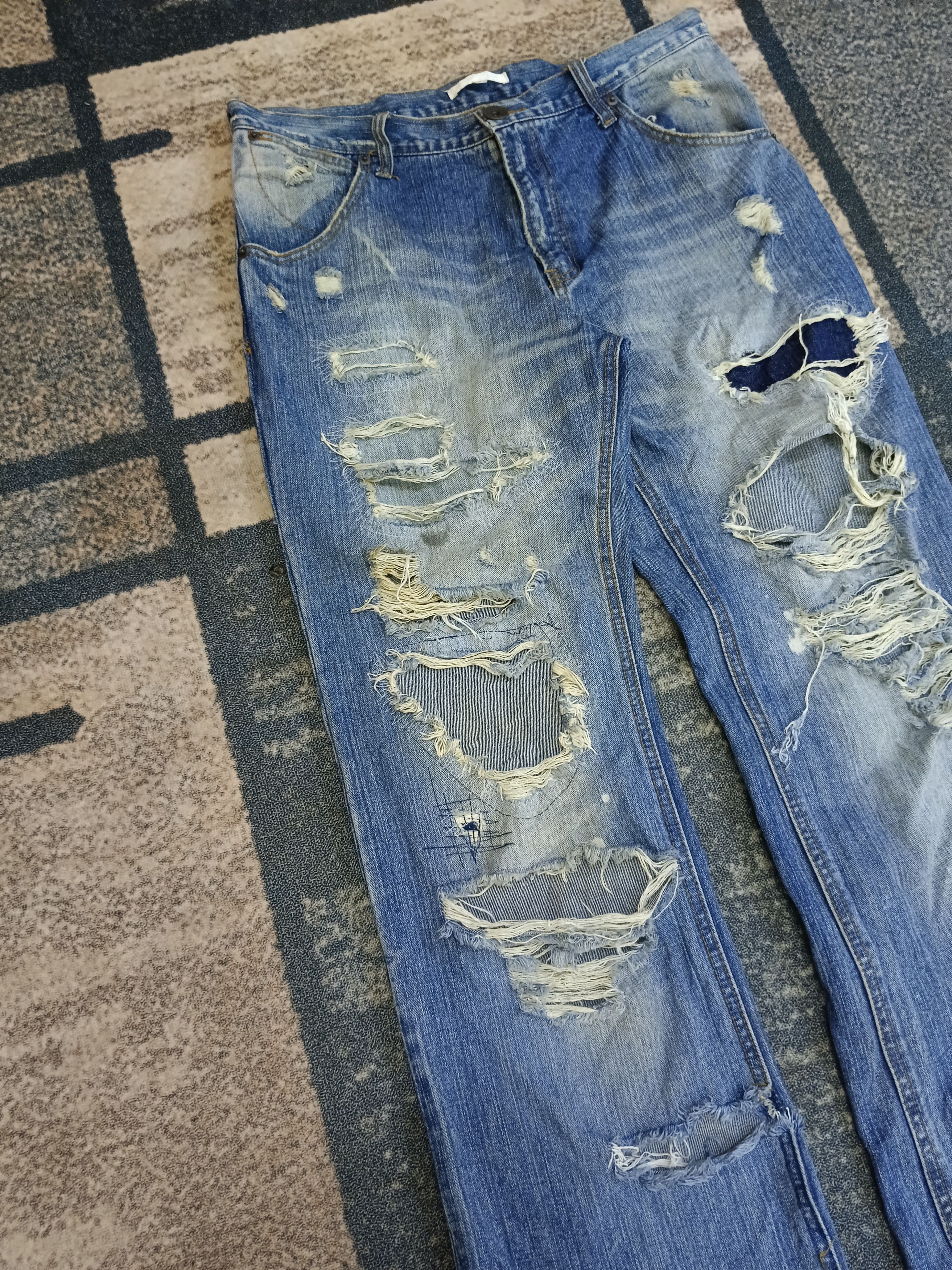 Japanese Brand SICK RIPED EXHIBITIONIST DENIM PANTS Size US 32 / EU 48 - 3 Thumbnail