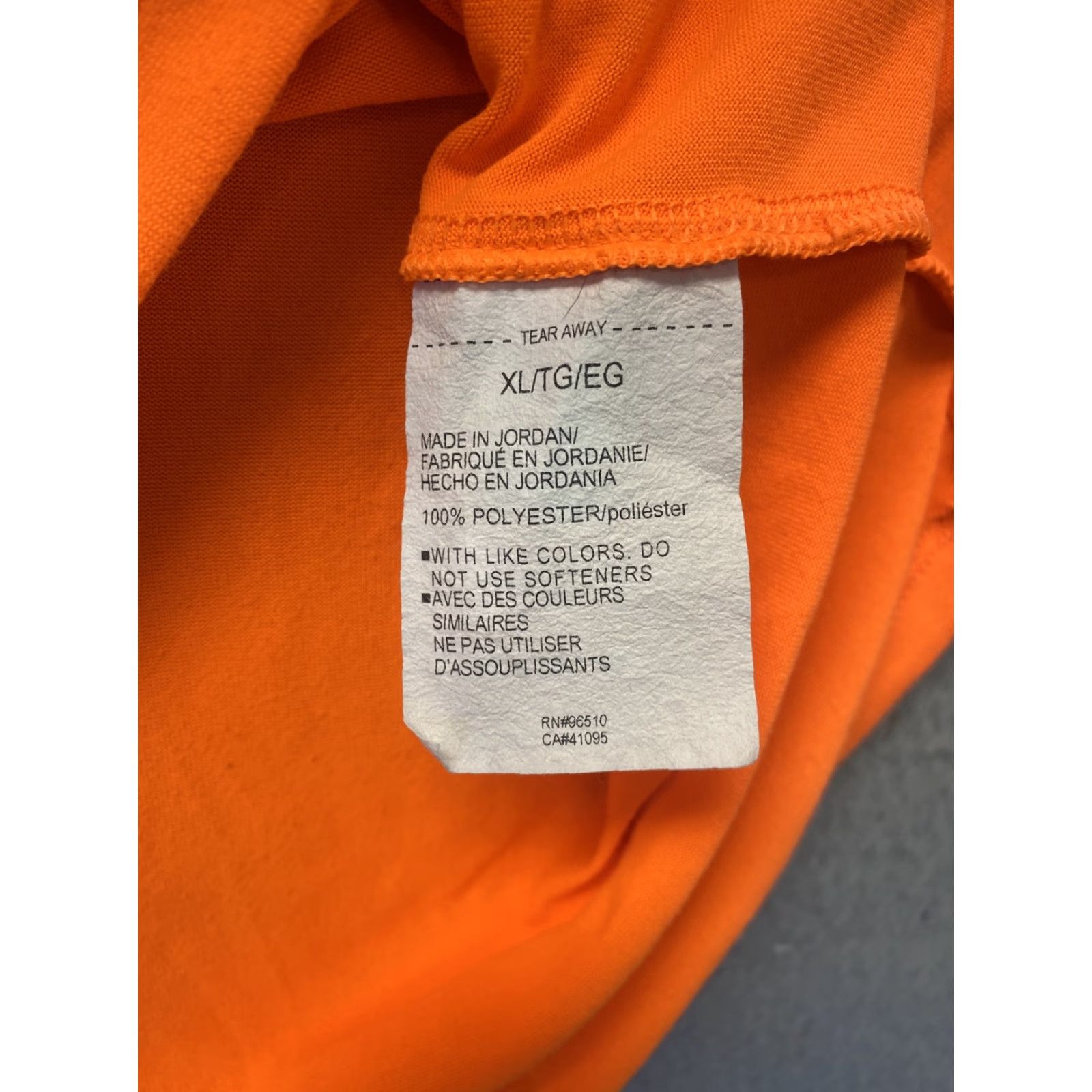 Under Armour Under Armour Shirt XL Adult Orange Tech Tee Athletic Logo Gym Mens XL /106-43 All Seasons Easy Care Stretch Logo Athletic Modern T-Shirt Men Size US XL / EU 56 / 4 - 8 Thumbnail