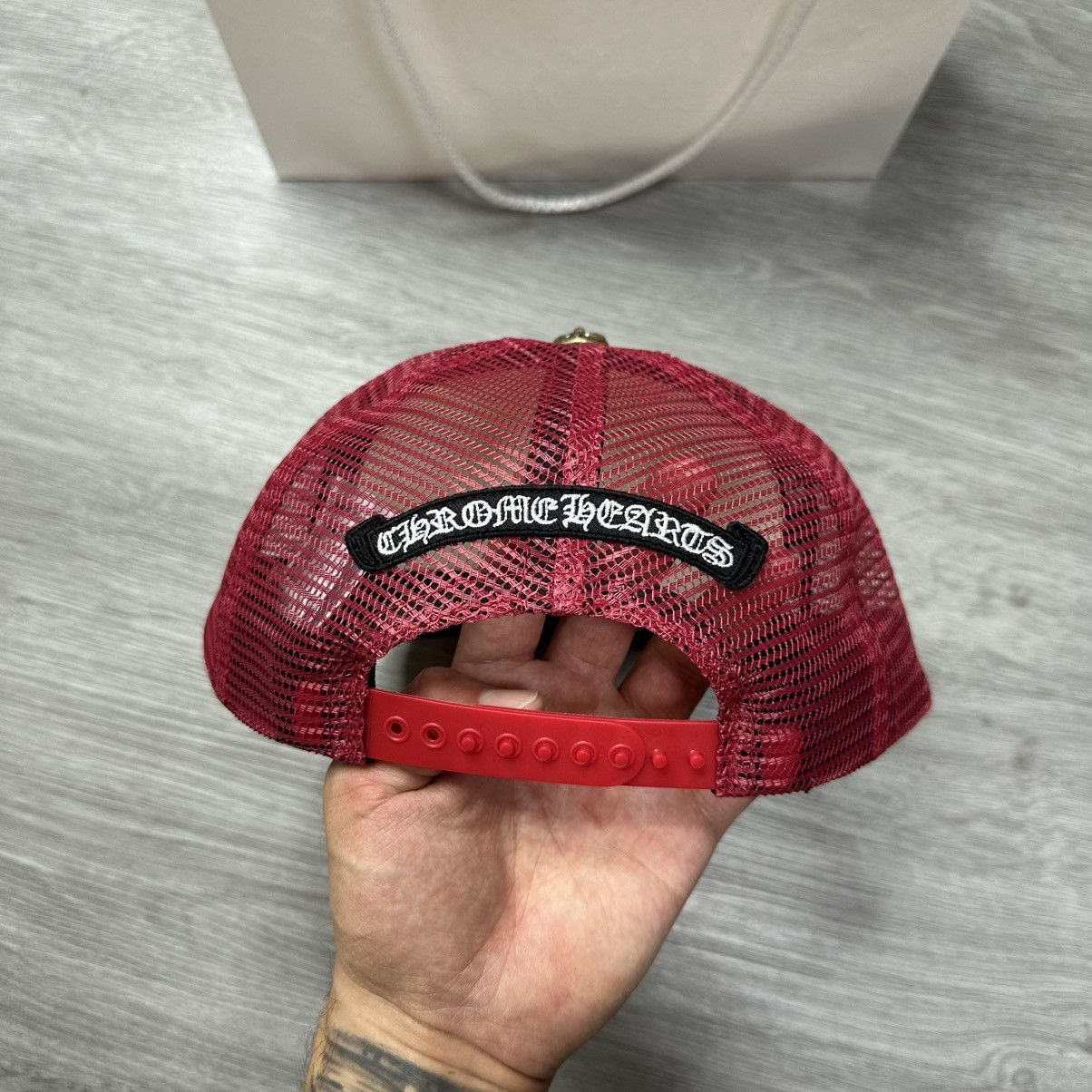 Chrome Hearts Chrome Hearts Trucker Hat Eye Chart Red Size ONE SIZE - 5 Thumbnail