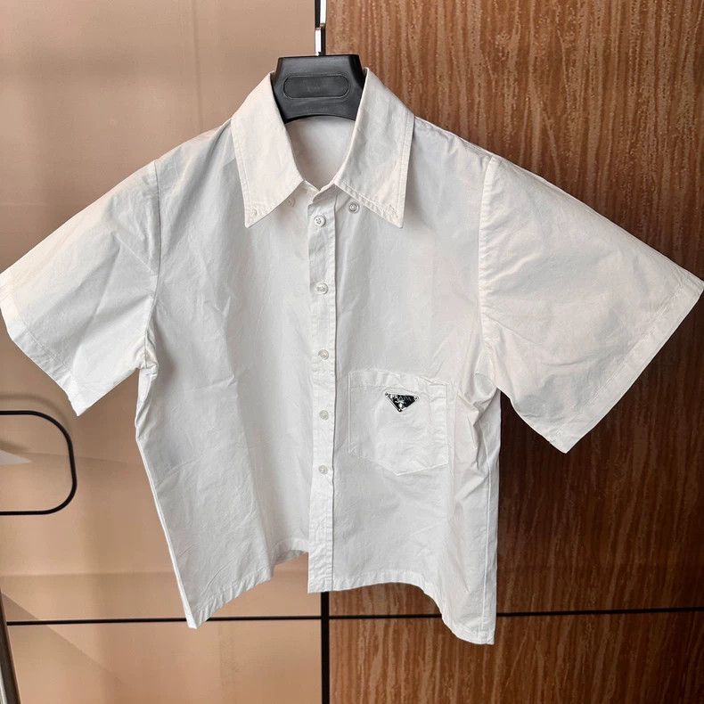 Prada Prada Size 36 White triangle short-sleeved shirt 2501-Nexta Size US XXS / EU 40 - 1 Thumbnail