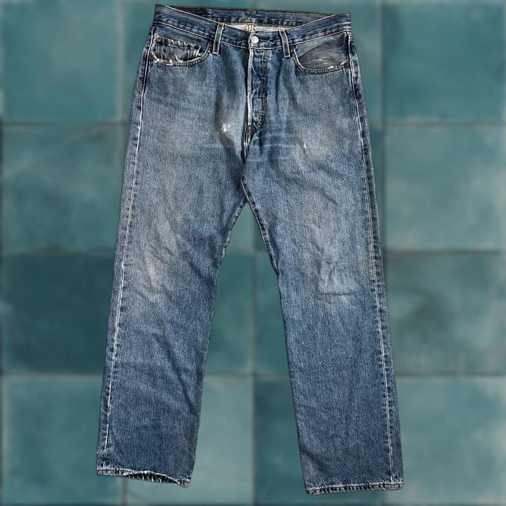 Levi's VINTAGE Levi's 501 Straight Leg Jeans 90s Blue Medium Wash 34x32 Mens Size US 34 / EU 50 - 1 Thumbnail