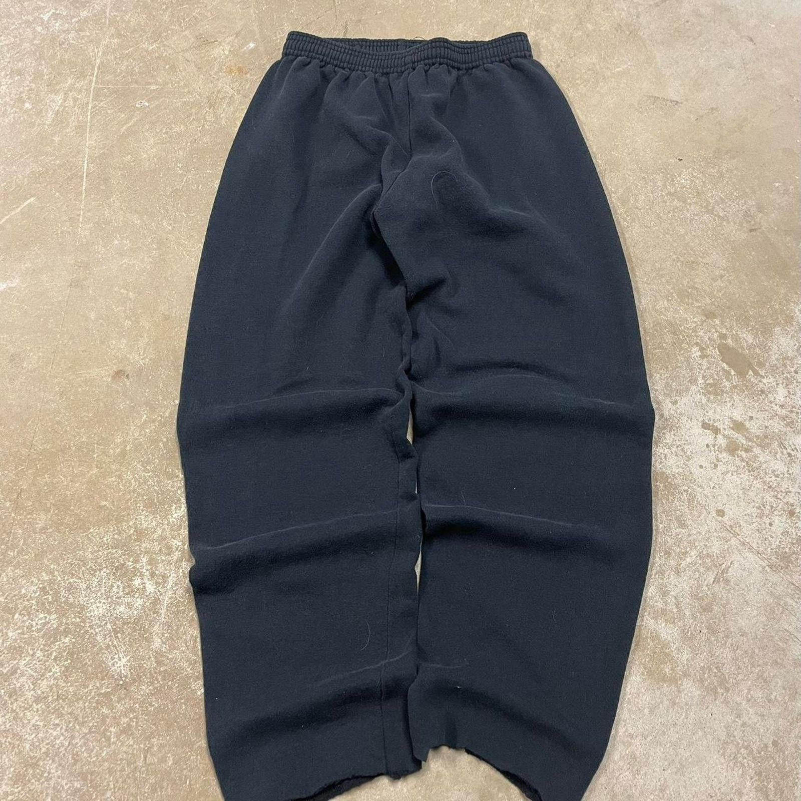 Jerzees Jerzees black baggy sweatpants size small Size US 32 / EU 48 - 1 Thumbnail