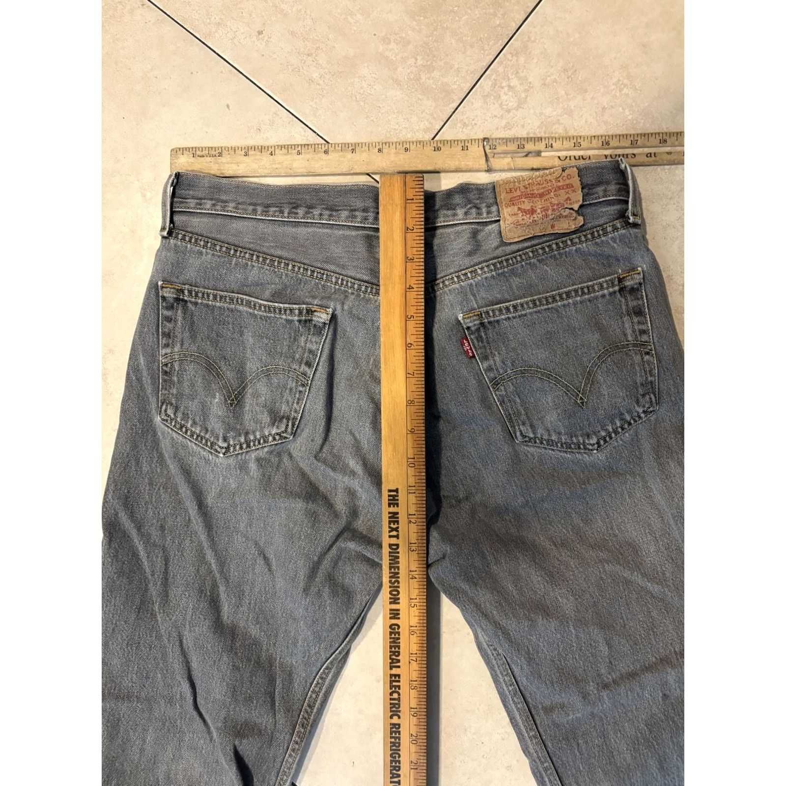 Levi's Levis Mens Jeans 36x29 Gray Faded High Rise Straight Leg Denim Distressed Size US 36 / EU 52 - 6 Thumbnail
