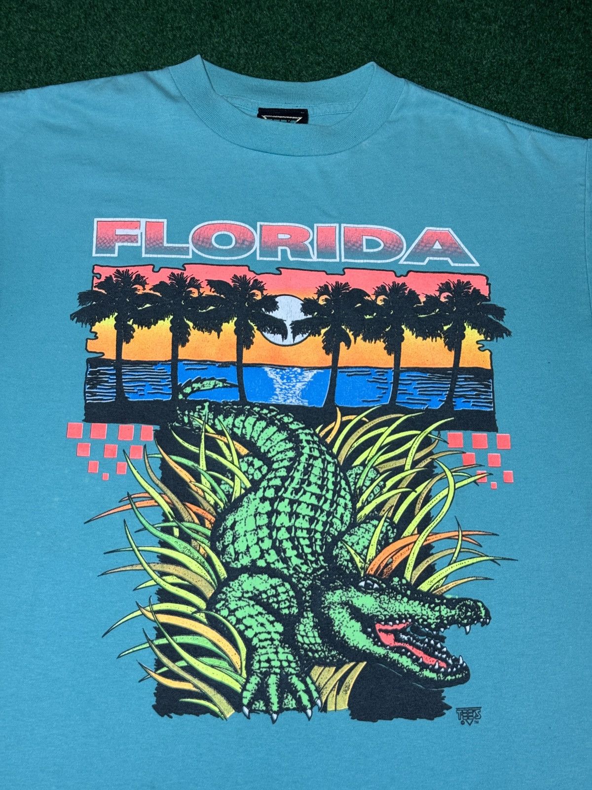 Vintage Vintage 90s Florida Gators Alligator Sunset Cartoon T Shirt Size US L / EU 52-54 / 3 - 2 Thumbnail