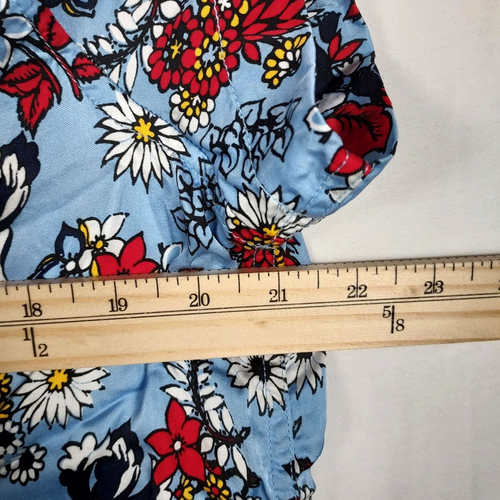 Vintage Calvin Klein Jeans Floral Shirt Men XL Blue Red Short Sleeve Button Up Viscose Size US XL / EU 56 / 4 - 5 Thumbnail