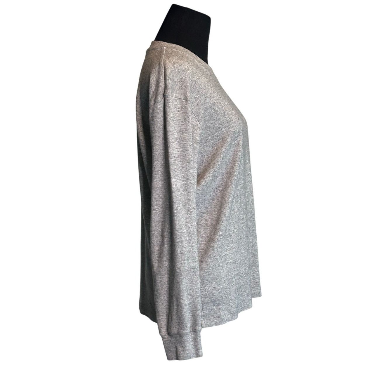Uniqlo Uniqlo gray long sleeves tee size Medium Size M / US 6-8 / IT 42-44 - 9 Thumbnail