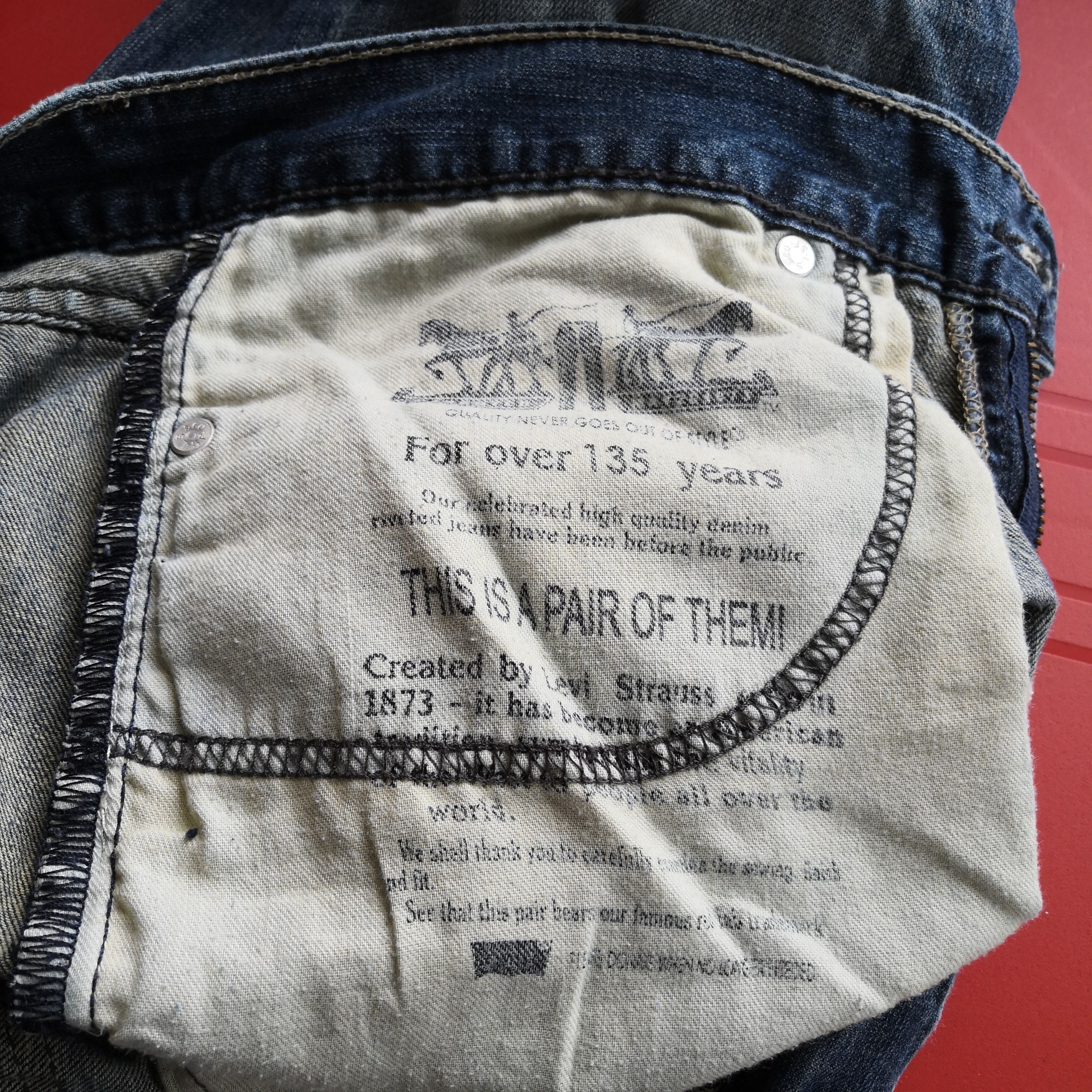 Levi's Vintage Y2K Levis Distressed Jeans Dark Blue Levis 514 Denim Size US 32 / EU 48 - 9 Thumbnail