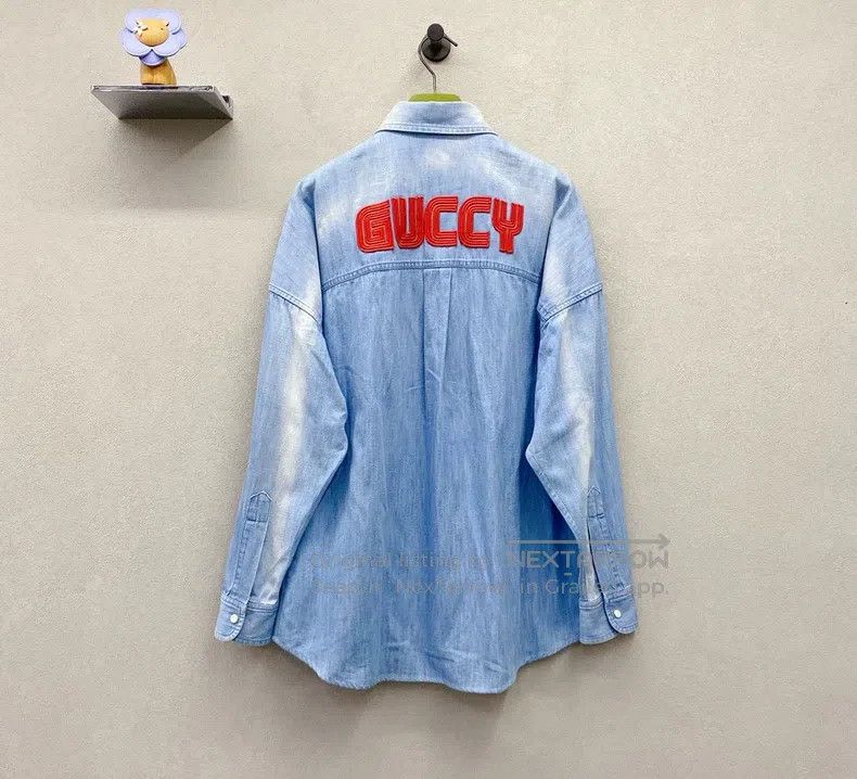 Gucci Gucci Blue rabbit printed pattern denim jacket Size ONE SIZE - 2 Thumbnail