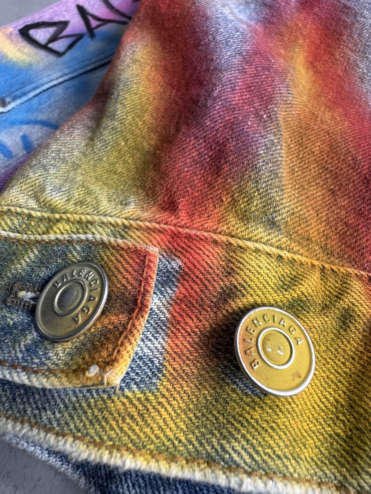 Balenciaga Balenciaga - Graffiti Denim Jacket Size US S / EU 44-46 / 1 - 11 Thumbnail