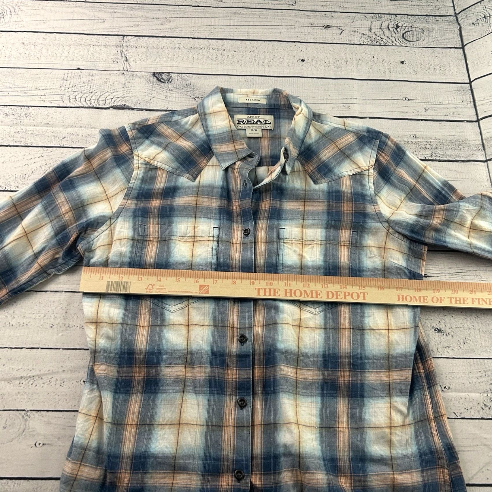 Ariat Ariat Women’s Plaid Relaxed Long Sleeve Button-Up Shirt M Blue Size M / US 6-8 / IT 42-44 - 4 Thumbnail