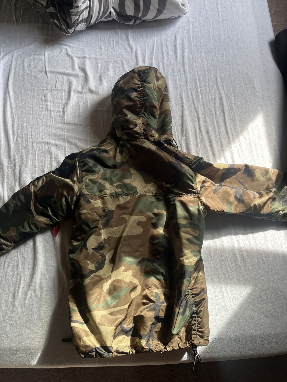 Alpha Industries Alpha Industries Camo Windbreaker Size US S / EU 44-46 / 1 - 2 Thumbnail
