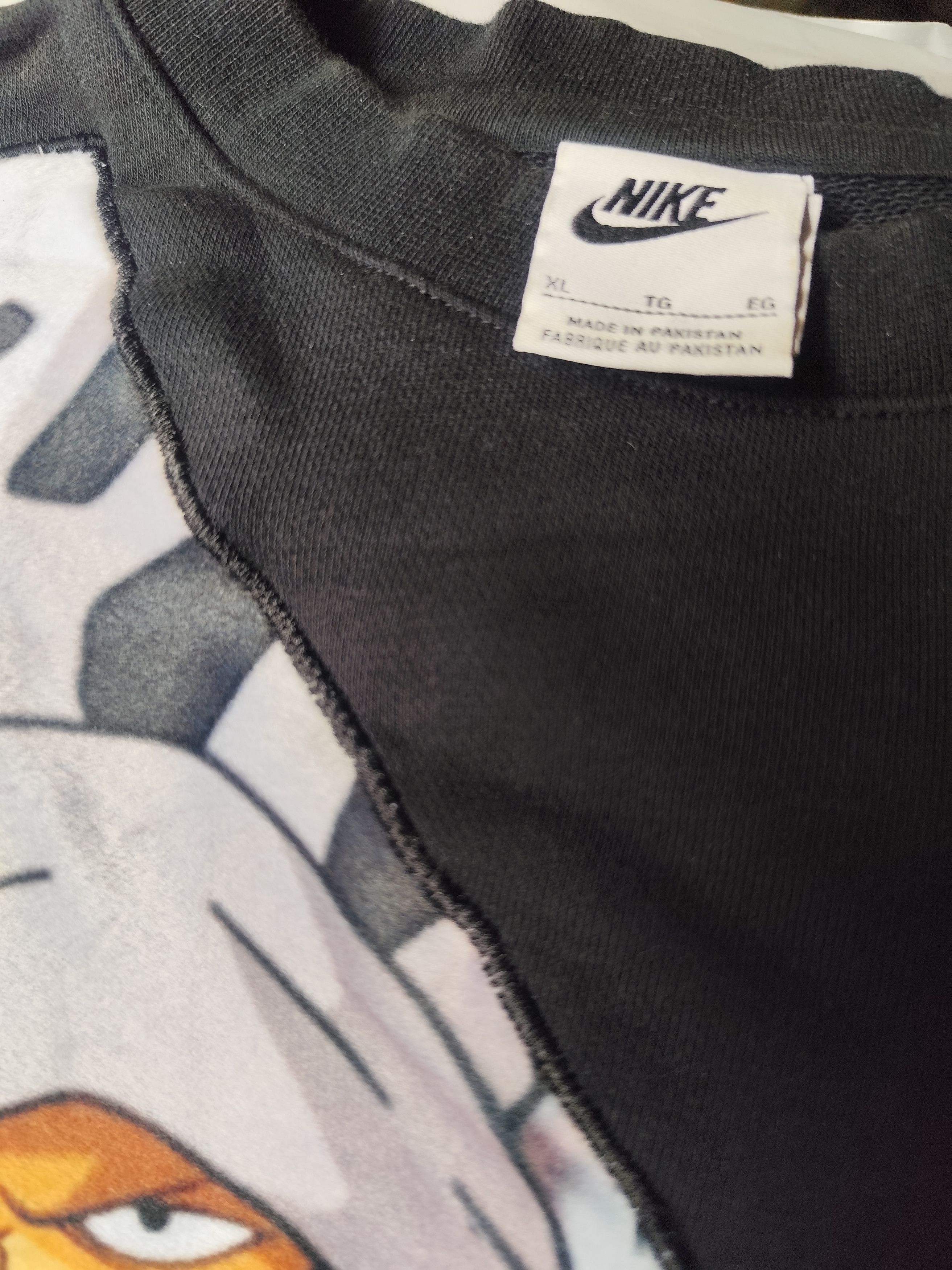 Anime One Piece : Trafalgar D. Water Law x Nike Sweatshirt Size US XL / EU 56 / 4 - 5 Thumbnail