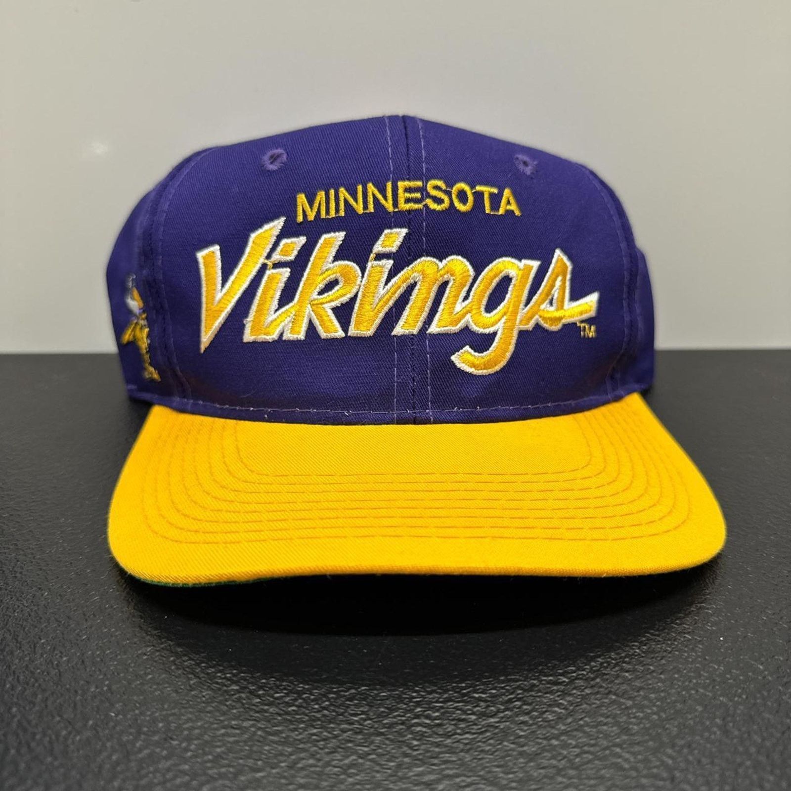 Vintage Sports Specialties Minnesota Vikings Vintage SnapBack Hat Size ONE SIZE - 2 Thumbnail