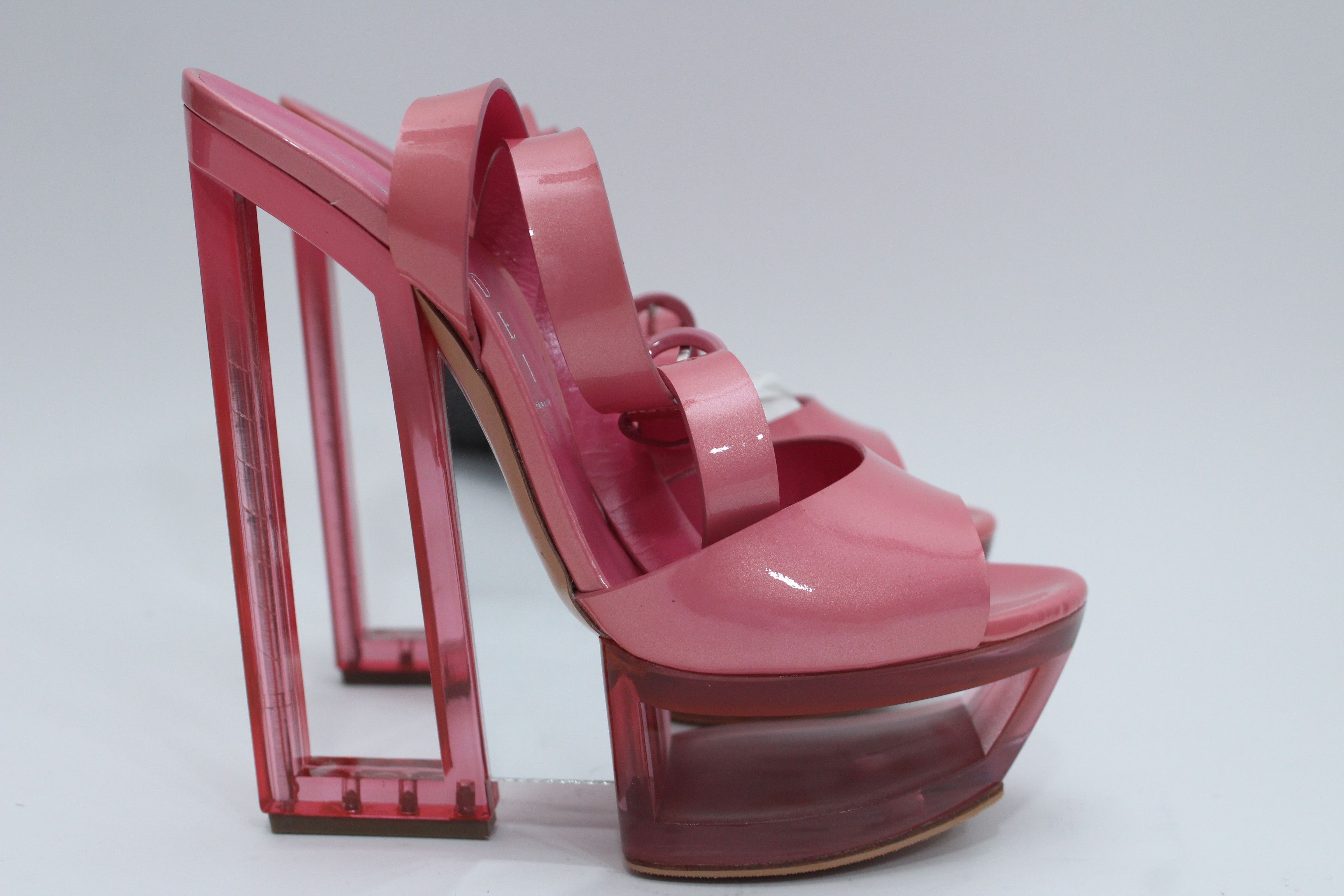 Casadei Casadei Pink Leather Platform Sandals Plexiglass Heel 37 Size US 7 / IT 37 - 7 Thumbnail