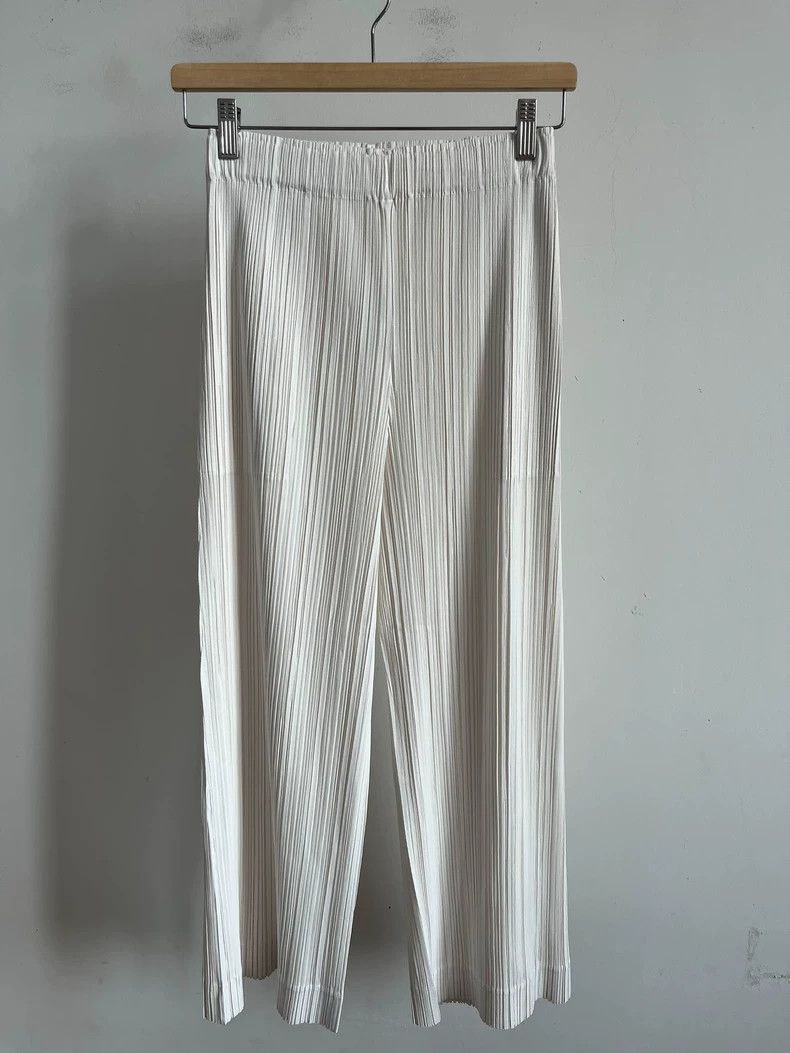 Issey Miyake Issey Miyake size:3 White pleated pants Size 42" / US 20 - 1 Thumbnail
