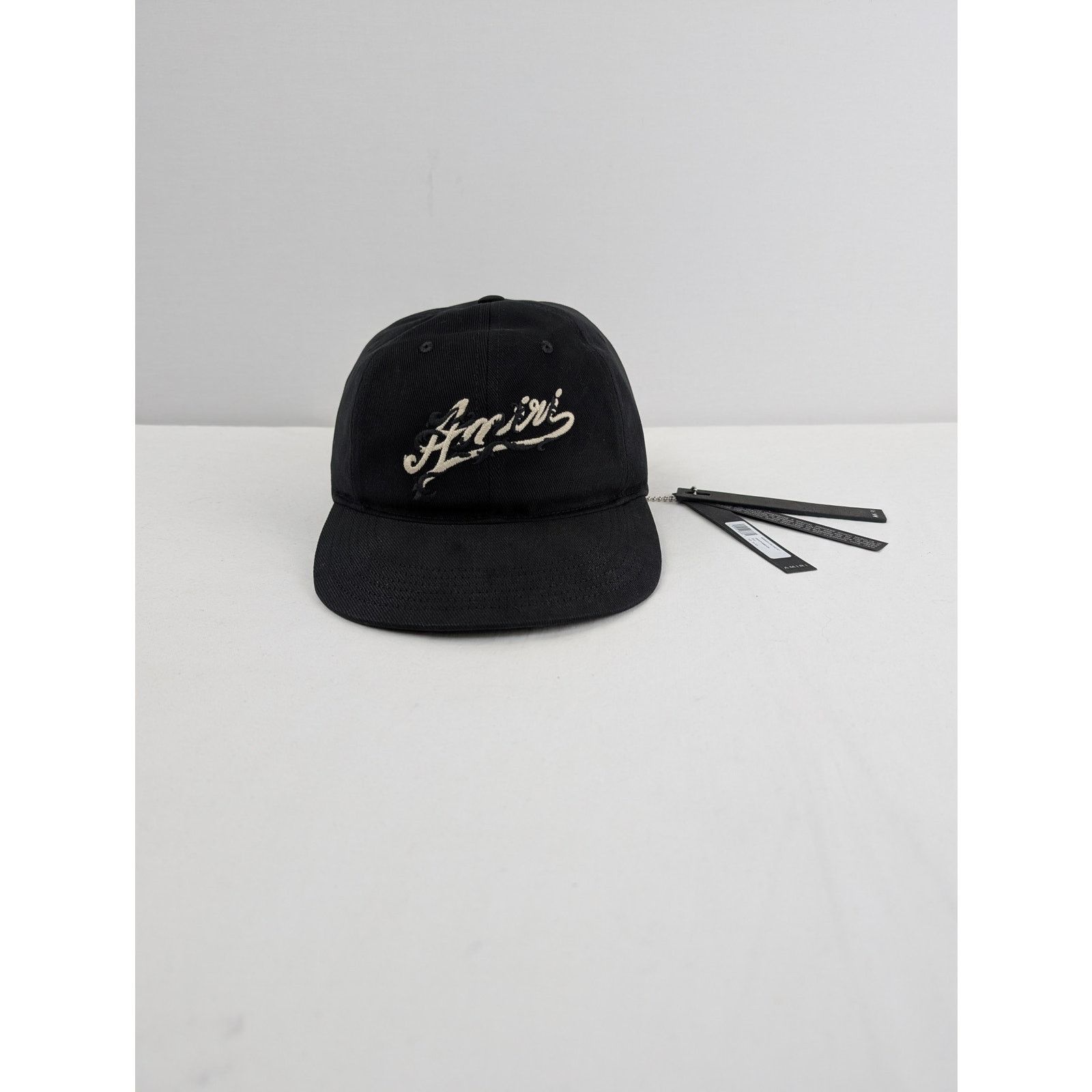 Amiri o1rshd1 Q:3 / Size: OS / Baroque Logo Dad Hat / Cap in Black Size ONE SIZE - 1 Thumbnail