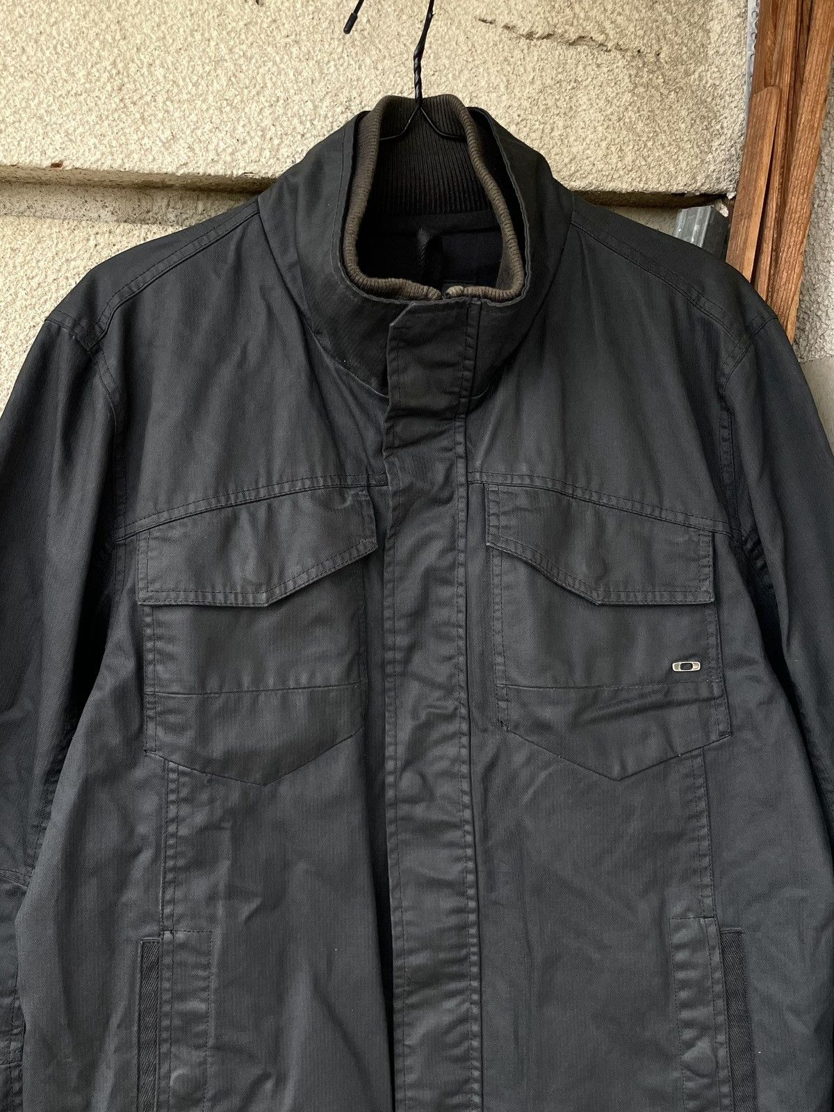 Oakley Vintage Y2K Oakley Metal Logo Avant Garde Military Jacket Size US L / EU 52-54 / 3 - 5 Thumbnail