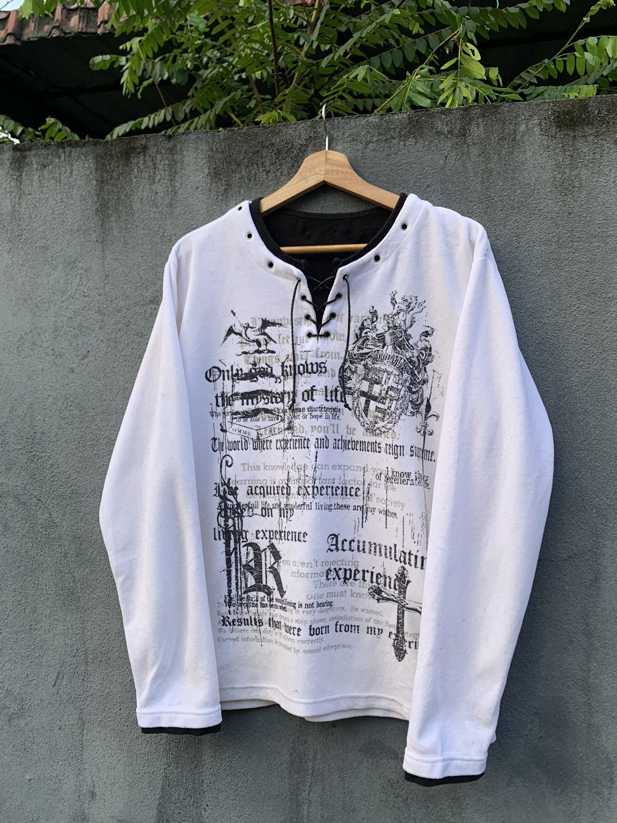 Vintage VINTAGE PUNK CROSS ART ACCUMULATING EXPERIENCE Size US M / EU 48-50 / 2 - 5 Thumbnail