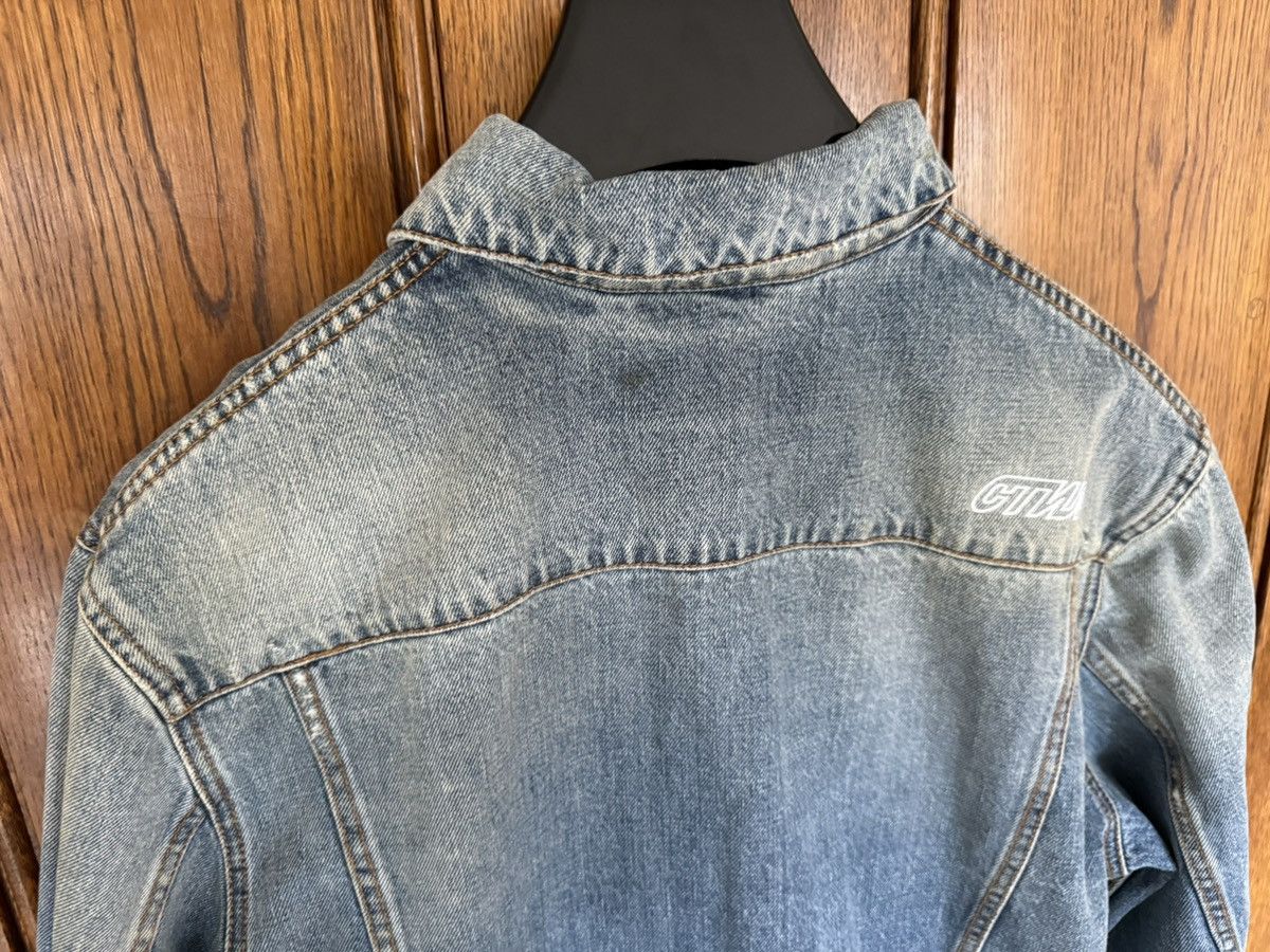 Heron Preston Heron Preston oiled distressed denim workwear trucker jacket Size US S / EU 44-46 / 1 - 20 Thumbnail