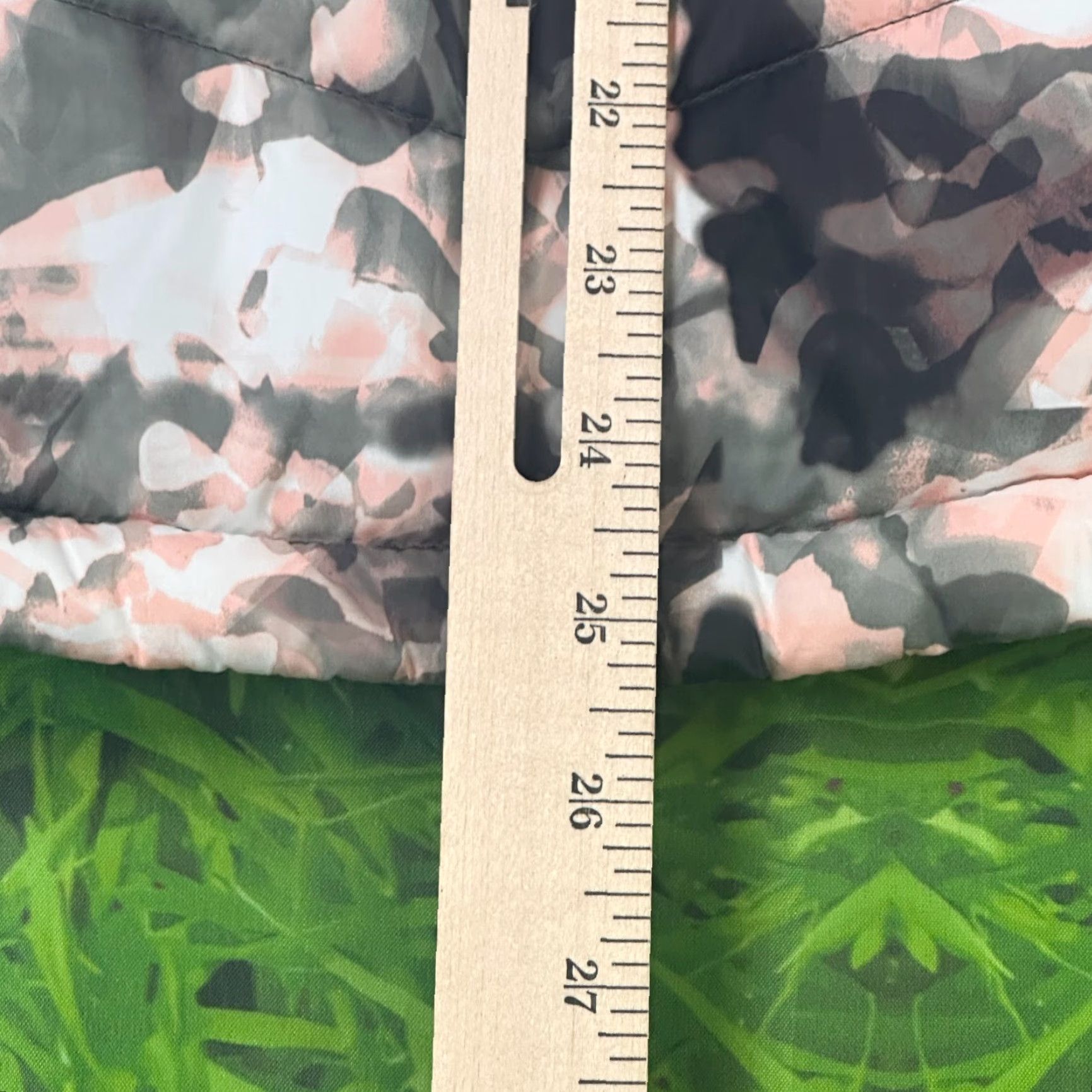 Vintage DSG Women's Outerwear Puffer Vest Floral Camo Full Zip Medium Size M / US 6-8 / IT 42-44 - 8 Thumbnail